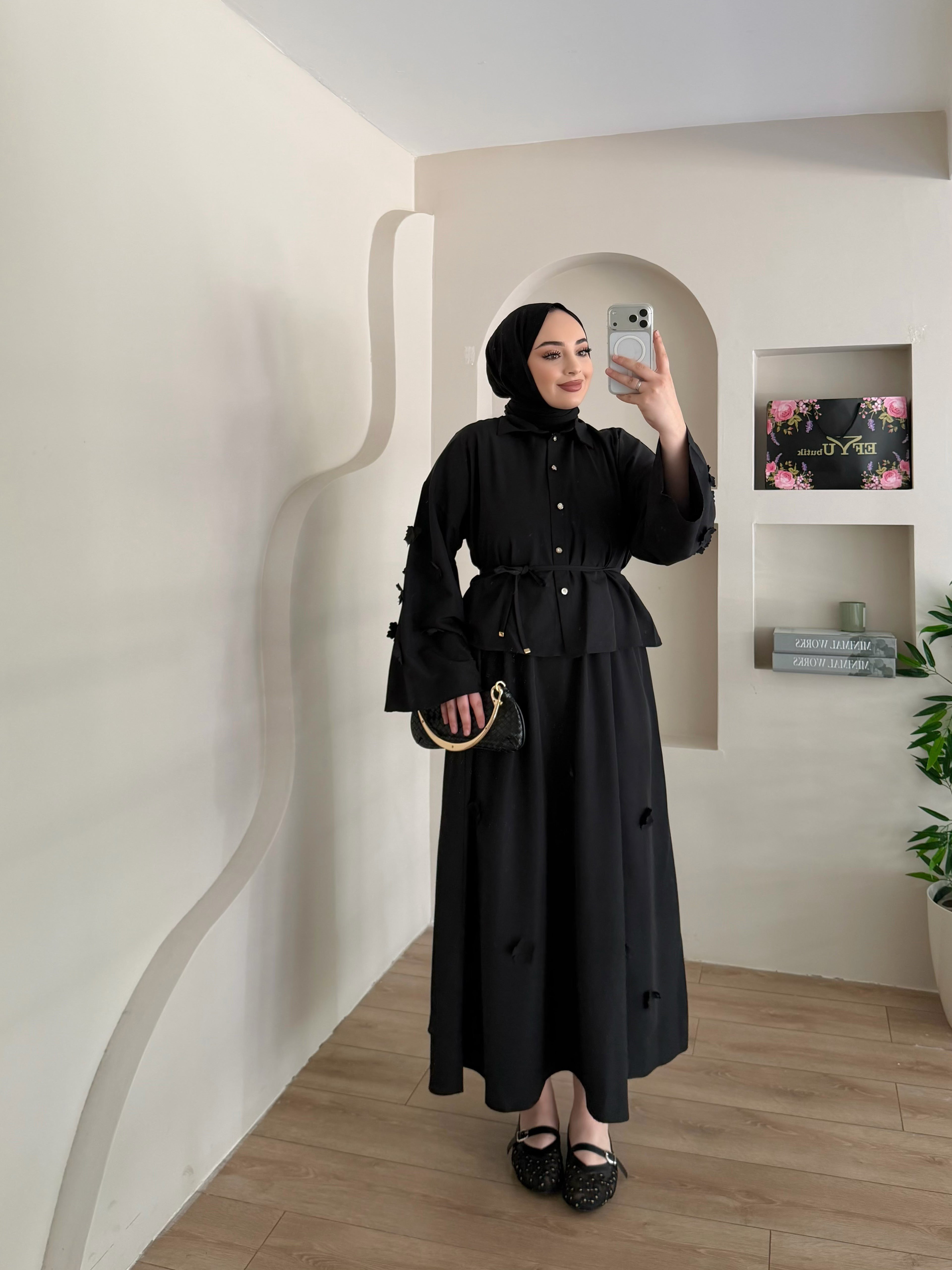 Feiza Çiçek Detaylı Takım