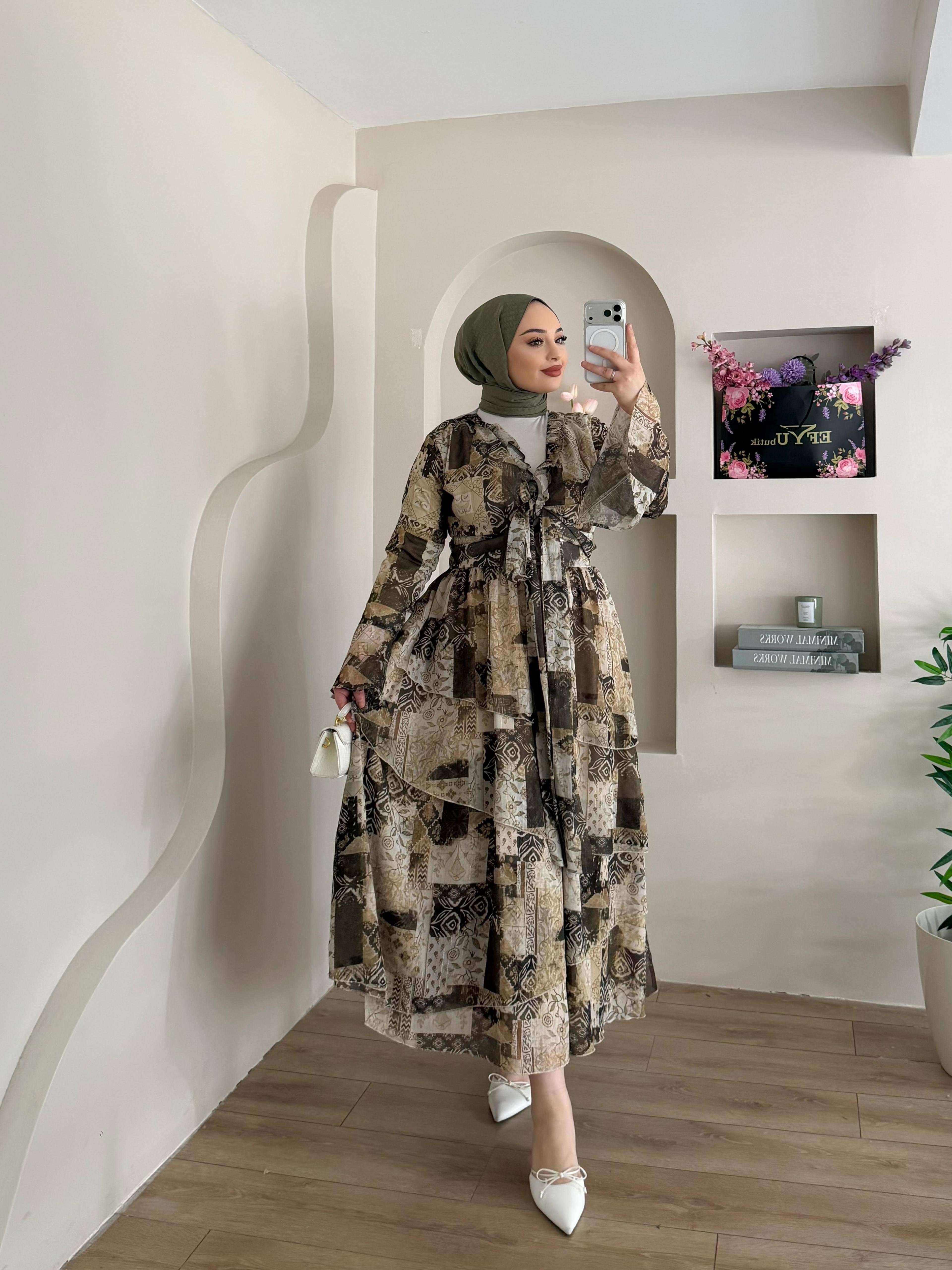 Larin Kruvaze Desenli Şifon Takım