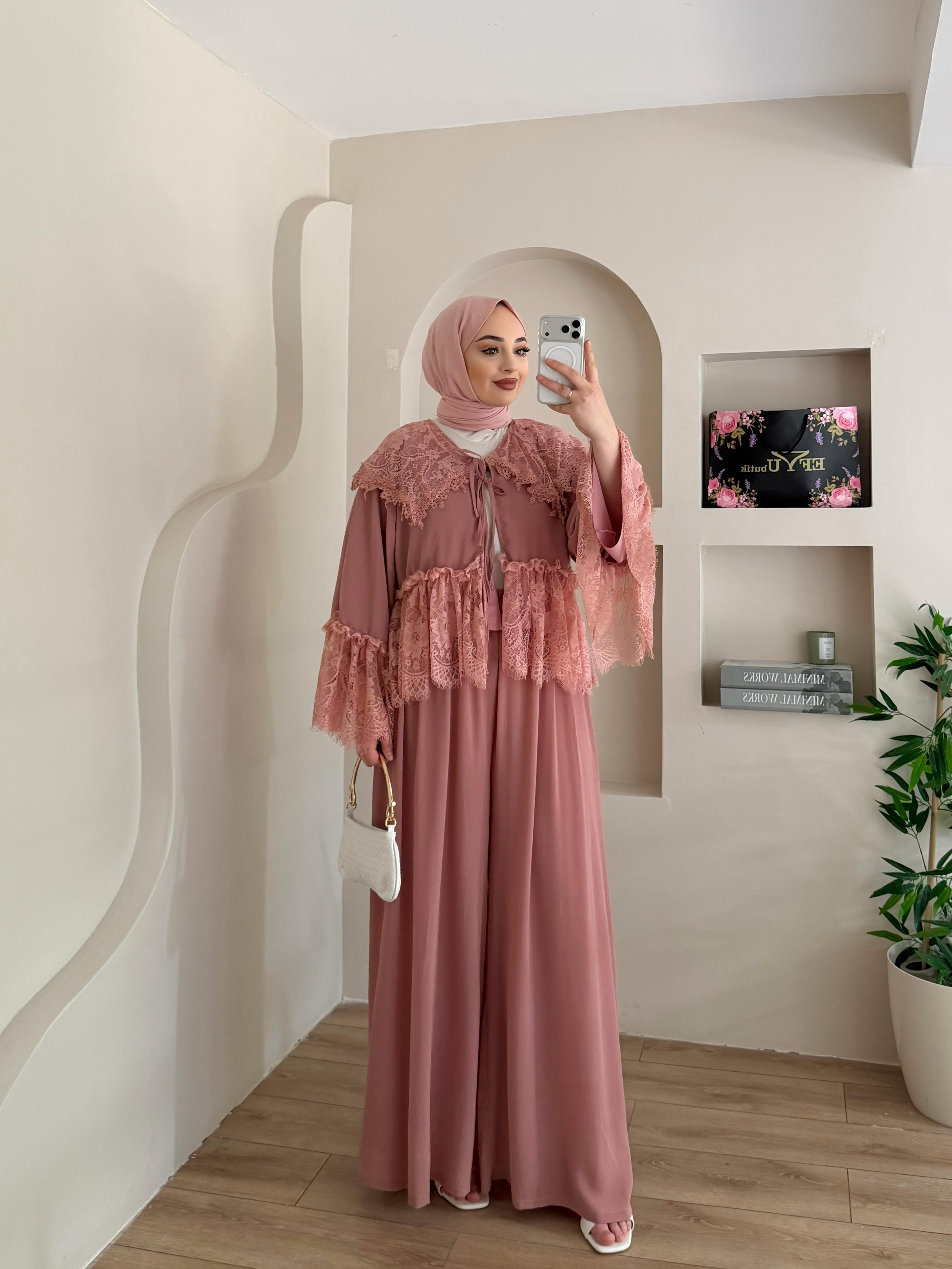 Lolly Dantel Detaylı Pantalonlu Şifon Takım
