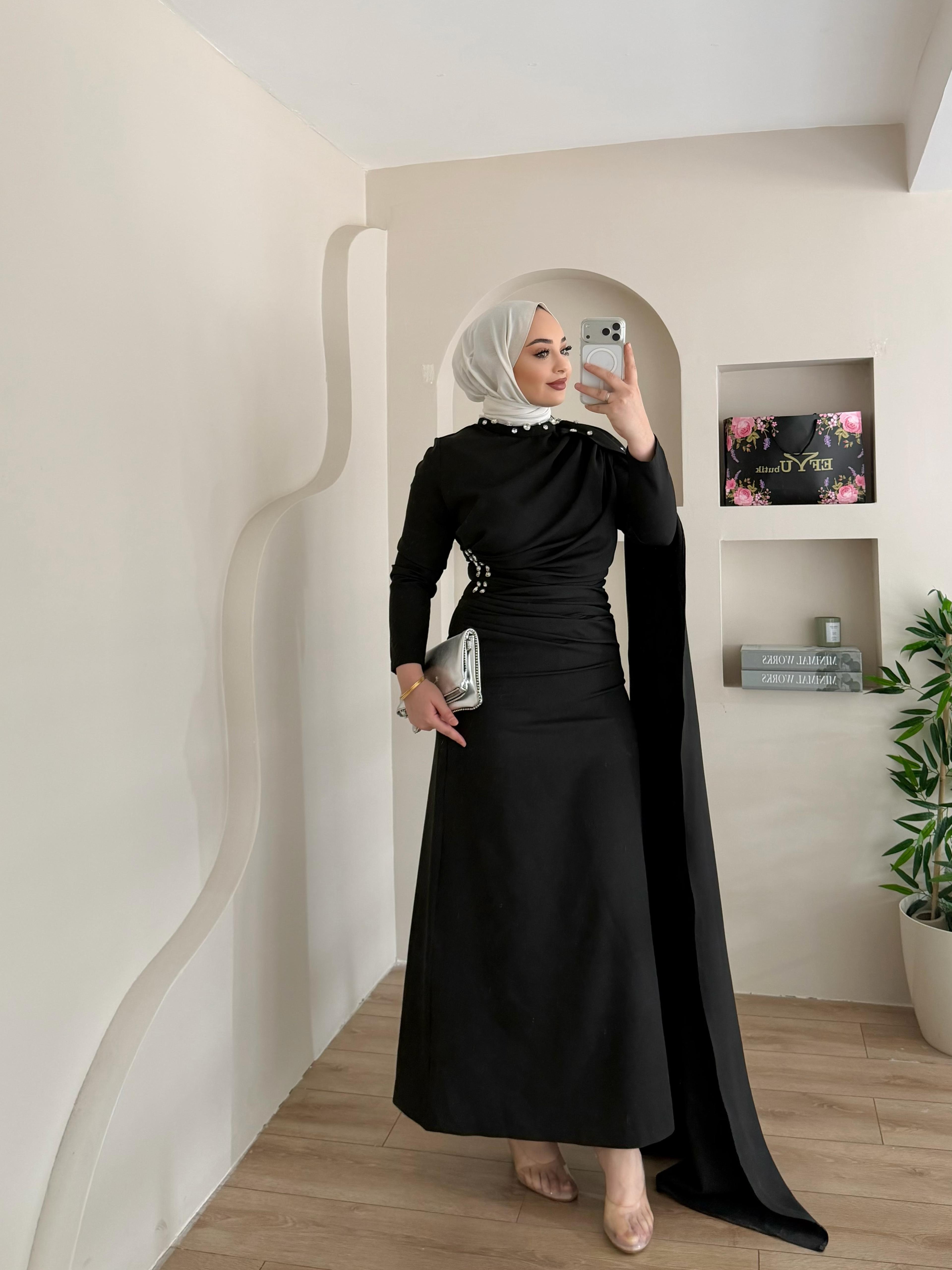 Moira Pelerinli Abiye