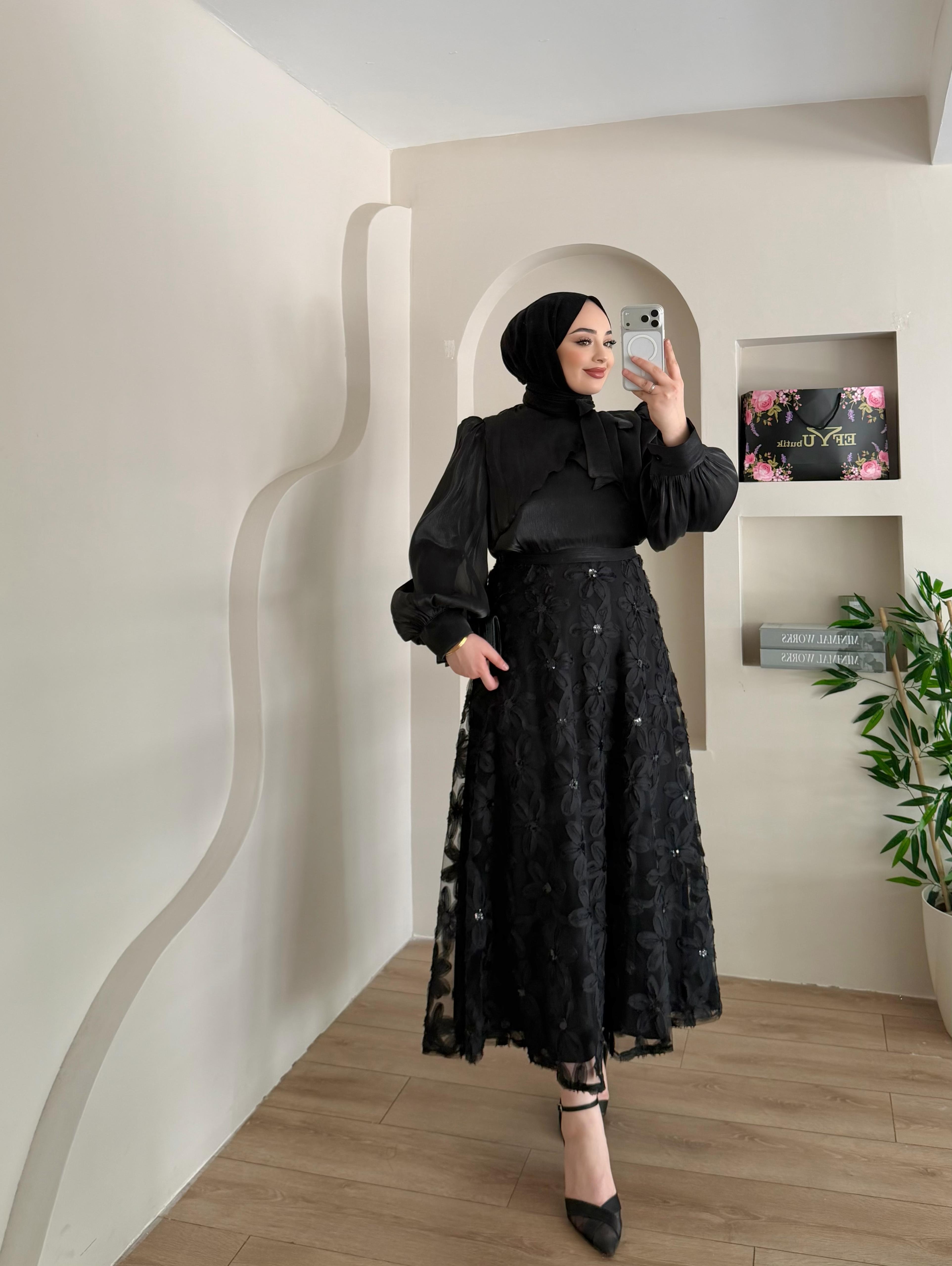 Morpho Çiçek Desen Etekli Takım
