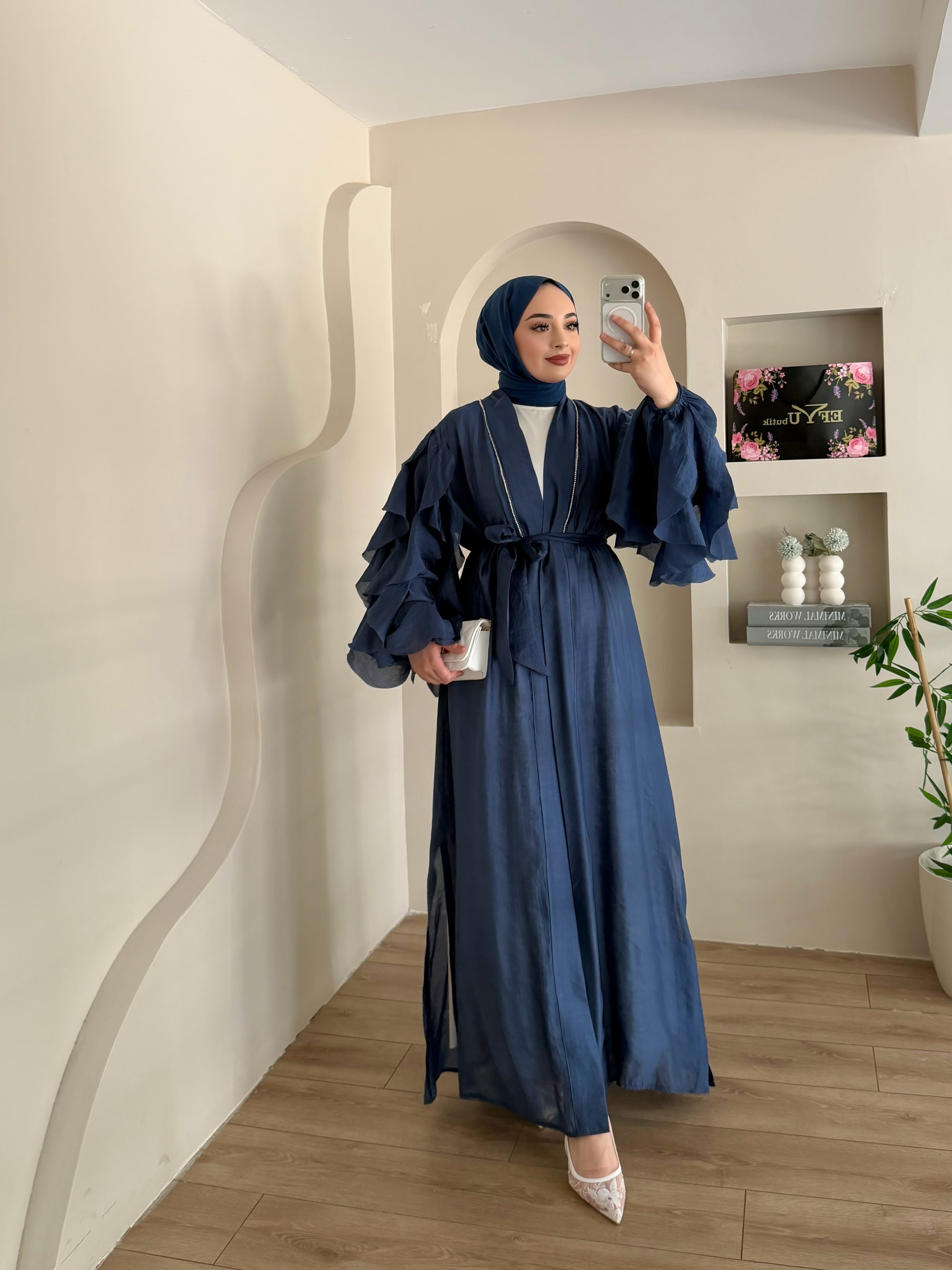 Navy Kol Fırfırlı Abaya