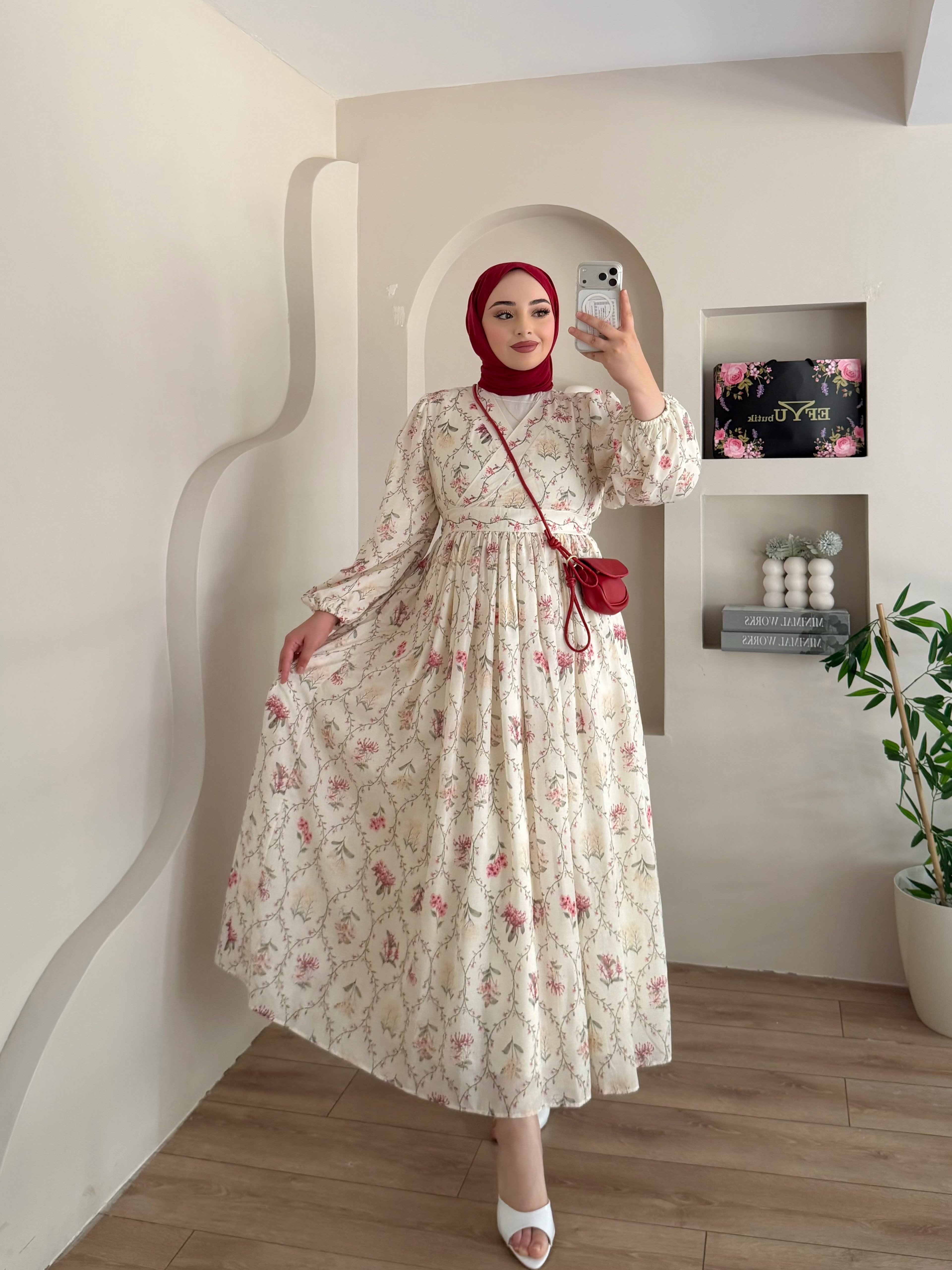 Rahel Önü Çarpraz Detay Çiçekli Elbise