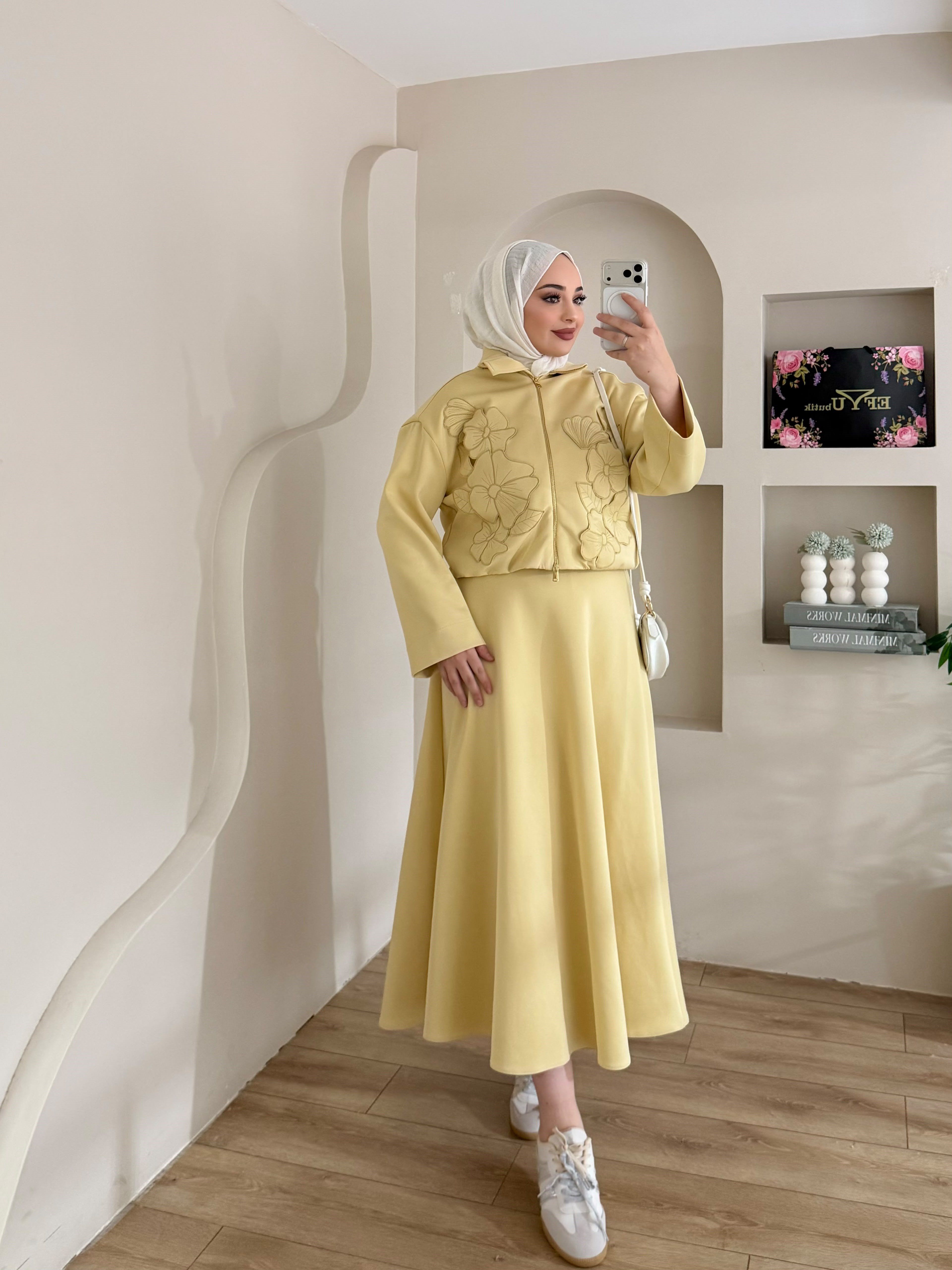 Sabel Gül Detay Etekli Takım