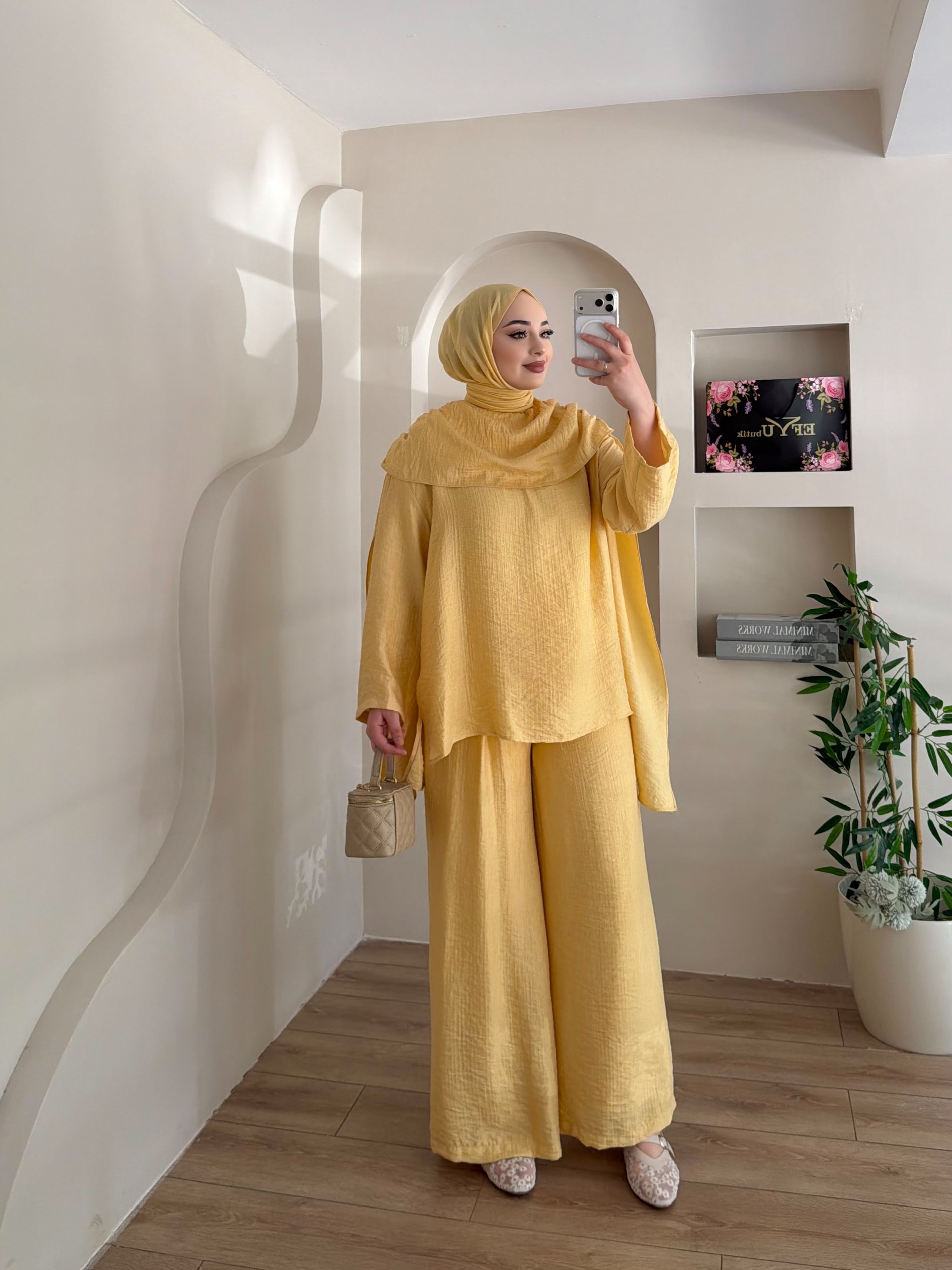 Sahra Şal Yakalı Pantalonlu Takım