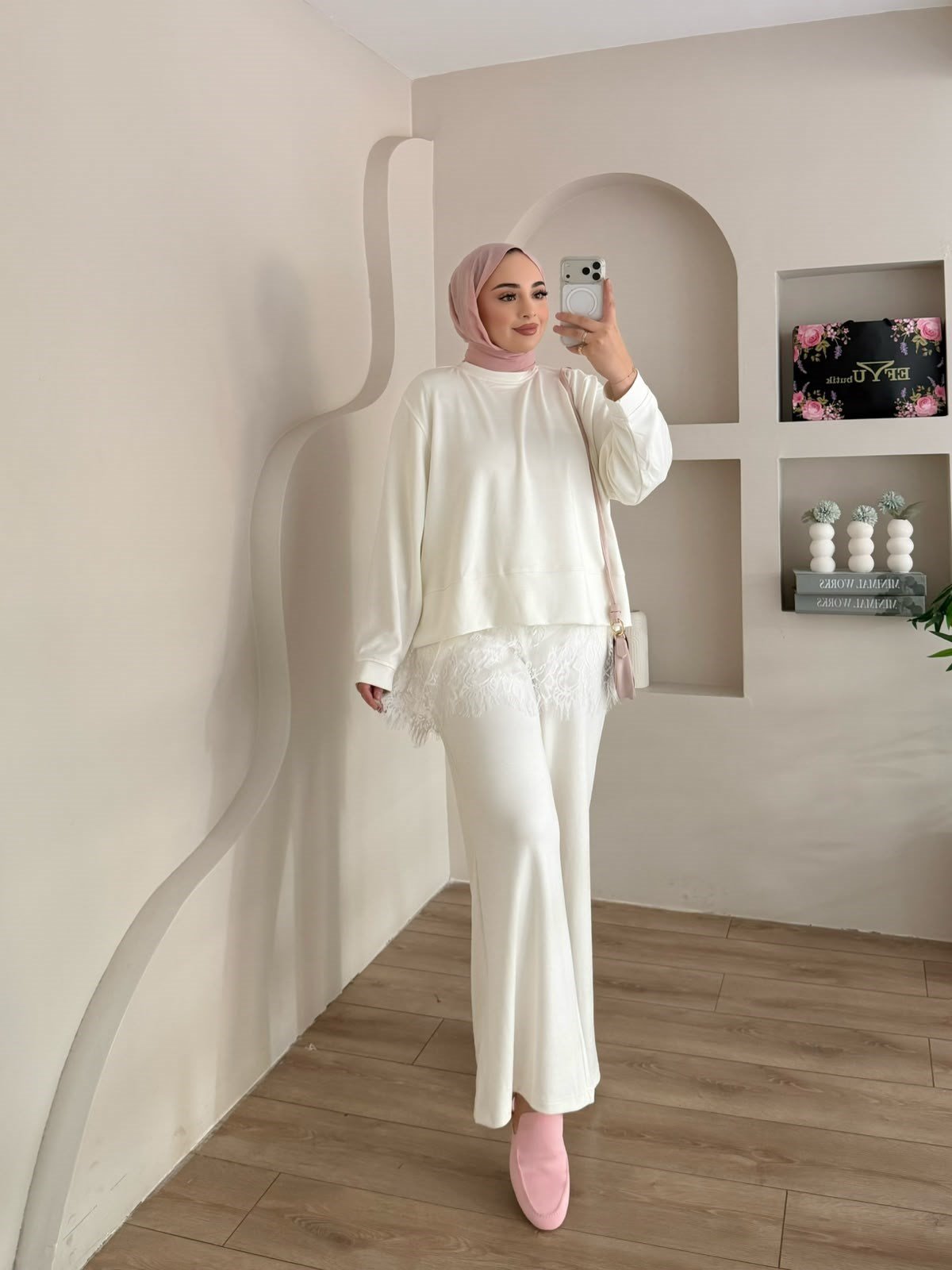 Sanella Üçlü Dantel Detay Takım