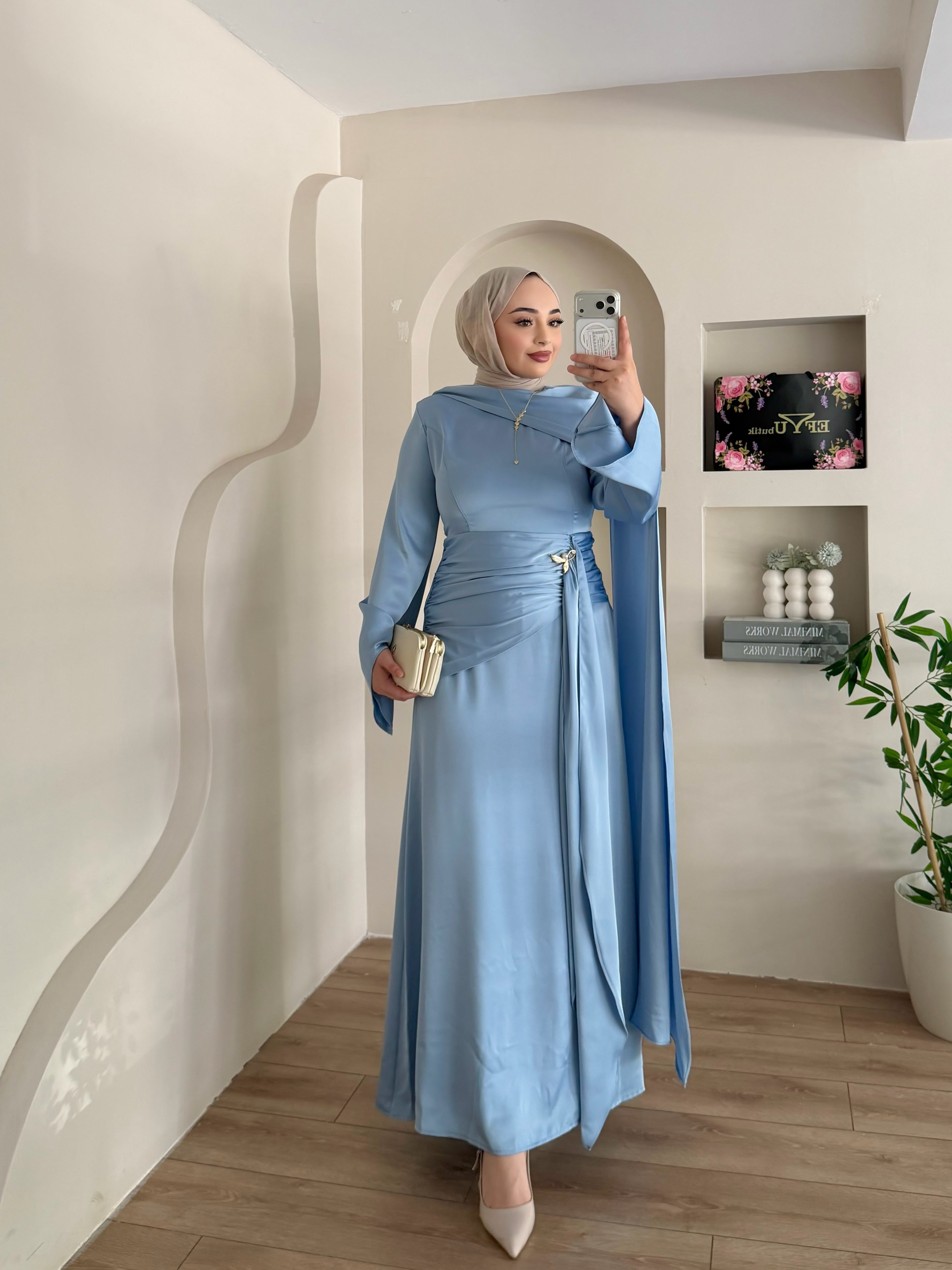 Veronica Broşlu Saten Abiye