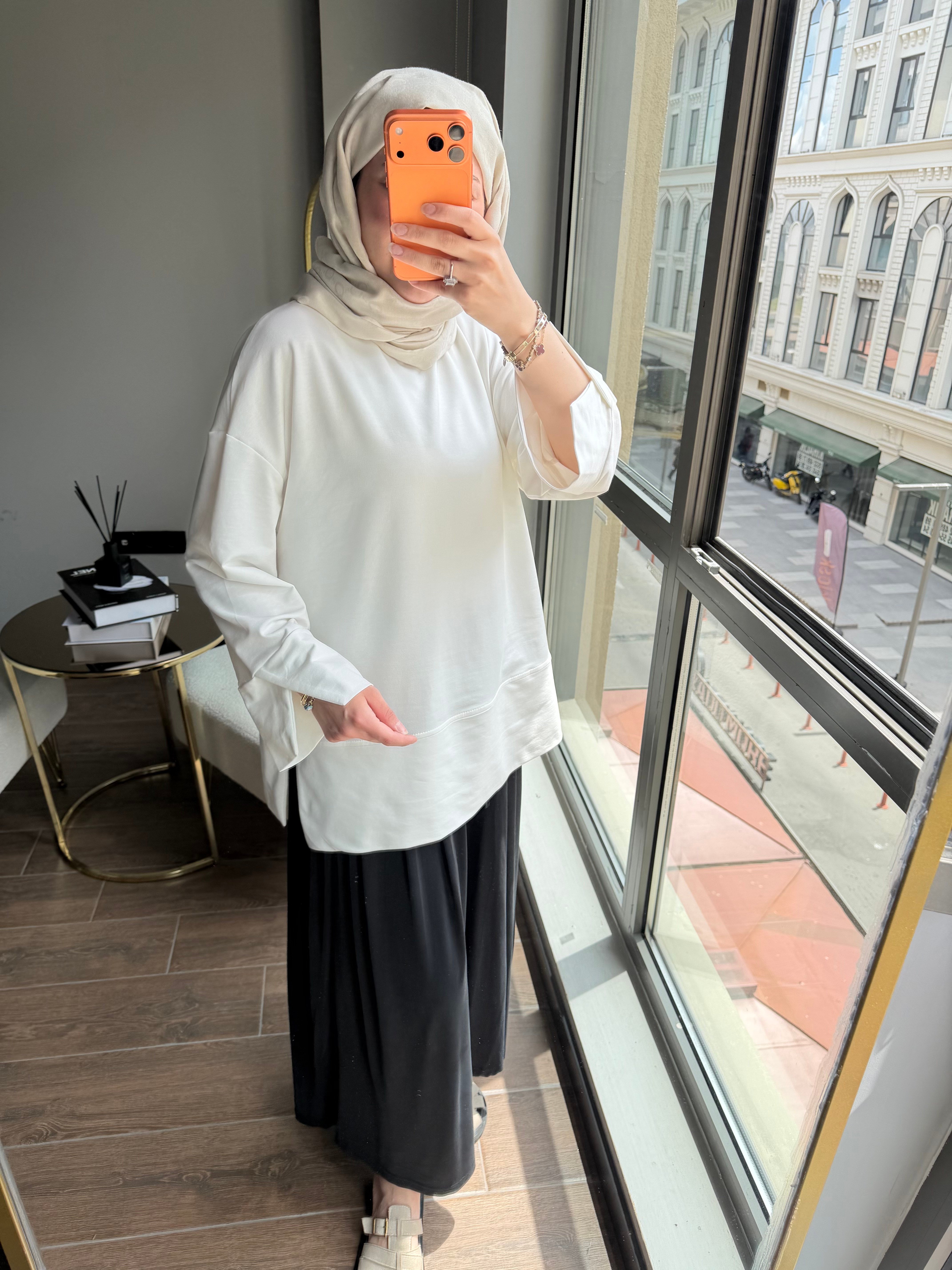 Basic Sweat Beyaz