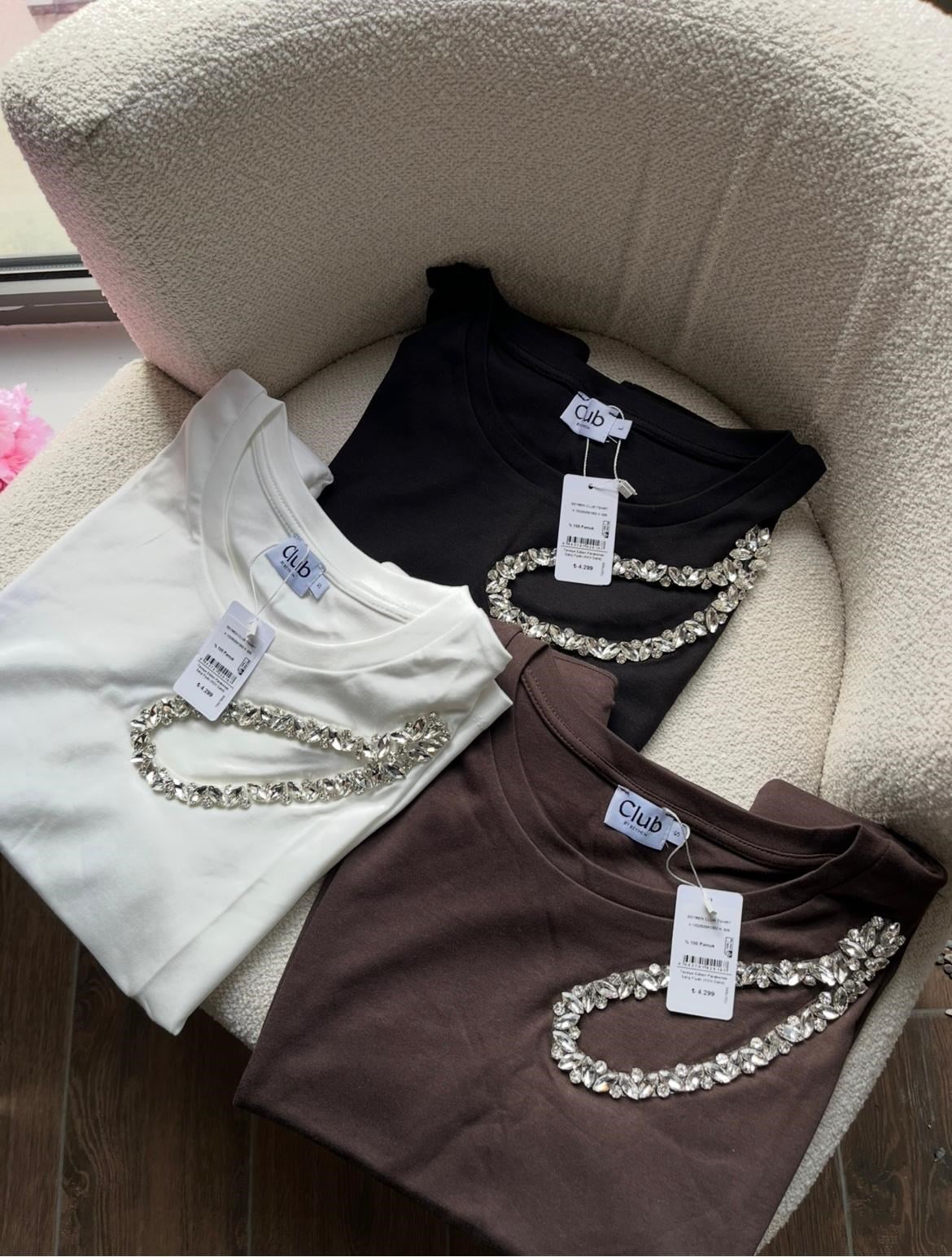 Damla Taşlı Dekolteli T-shirt
