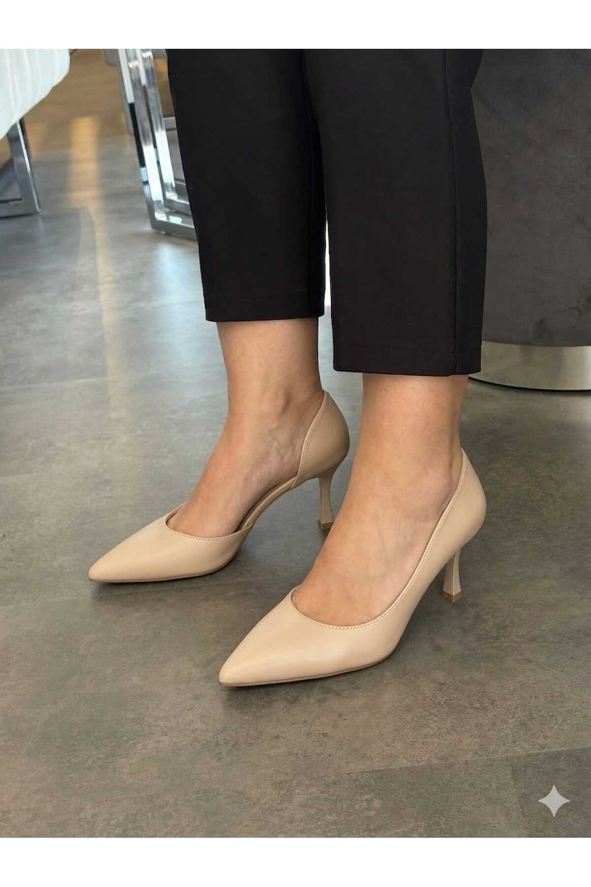 Bej Cilt (Flat) Kadın Stiletto Ayakkabı