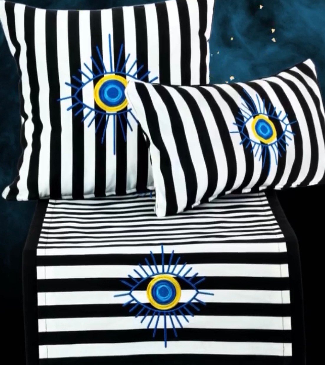 3'lü Duck Keten Mavi Göz Nakışlı Runner & Kırlent Kılıf Seti – 90x50 Runner + 45x45 & 28x50 cm