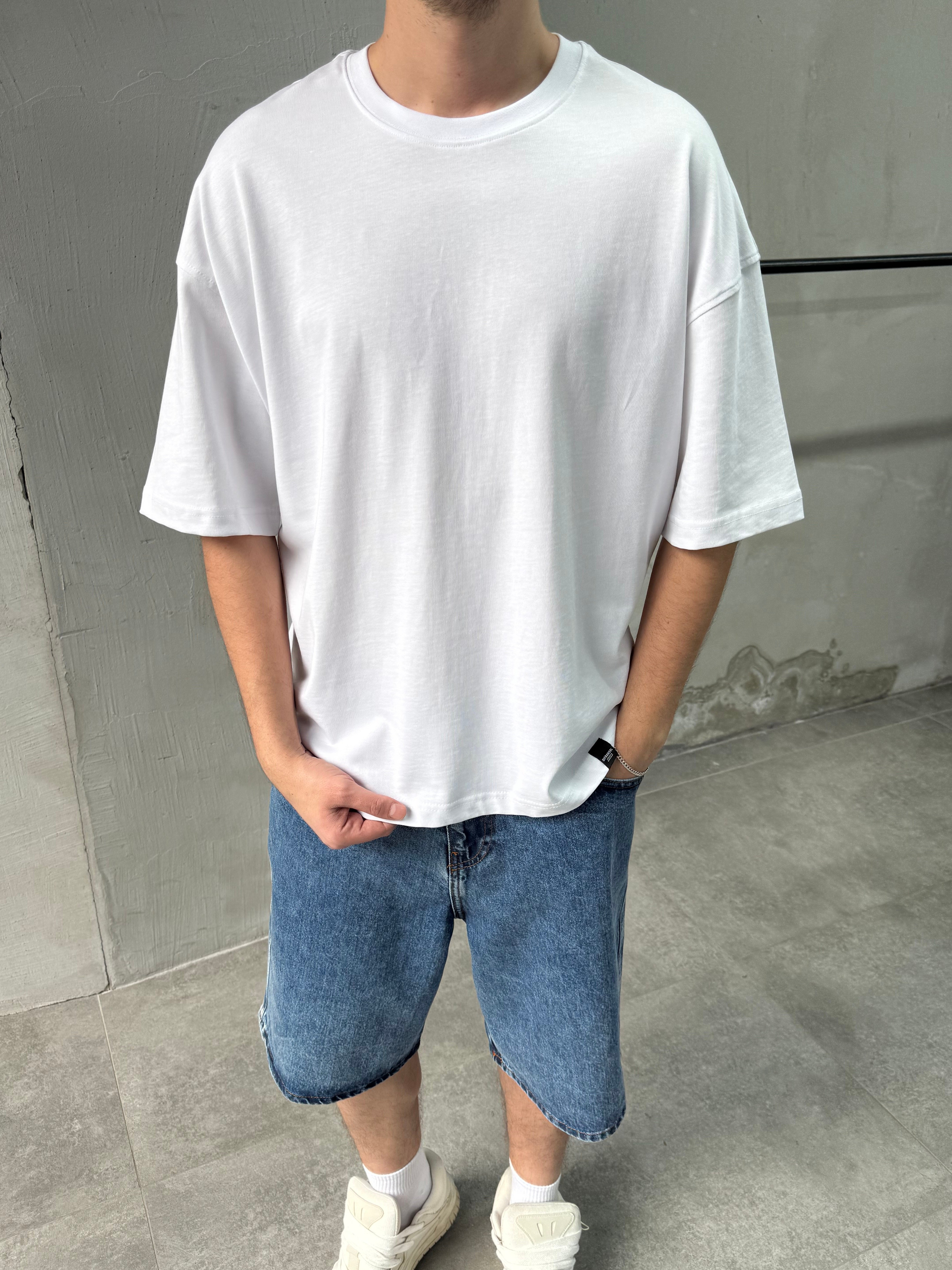 Basic Oversize Beyaz T-shirt