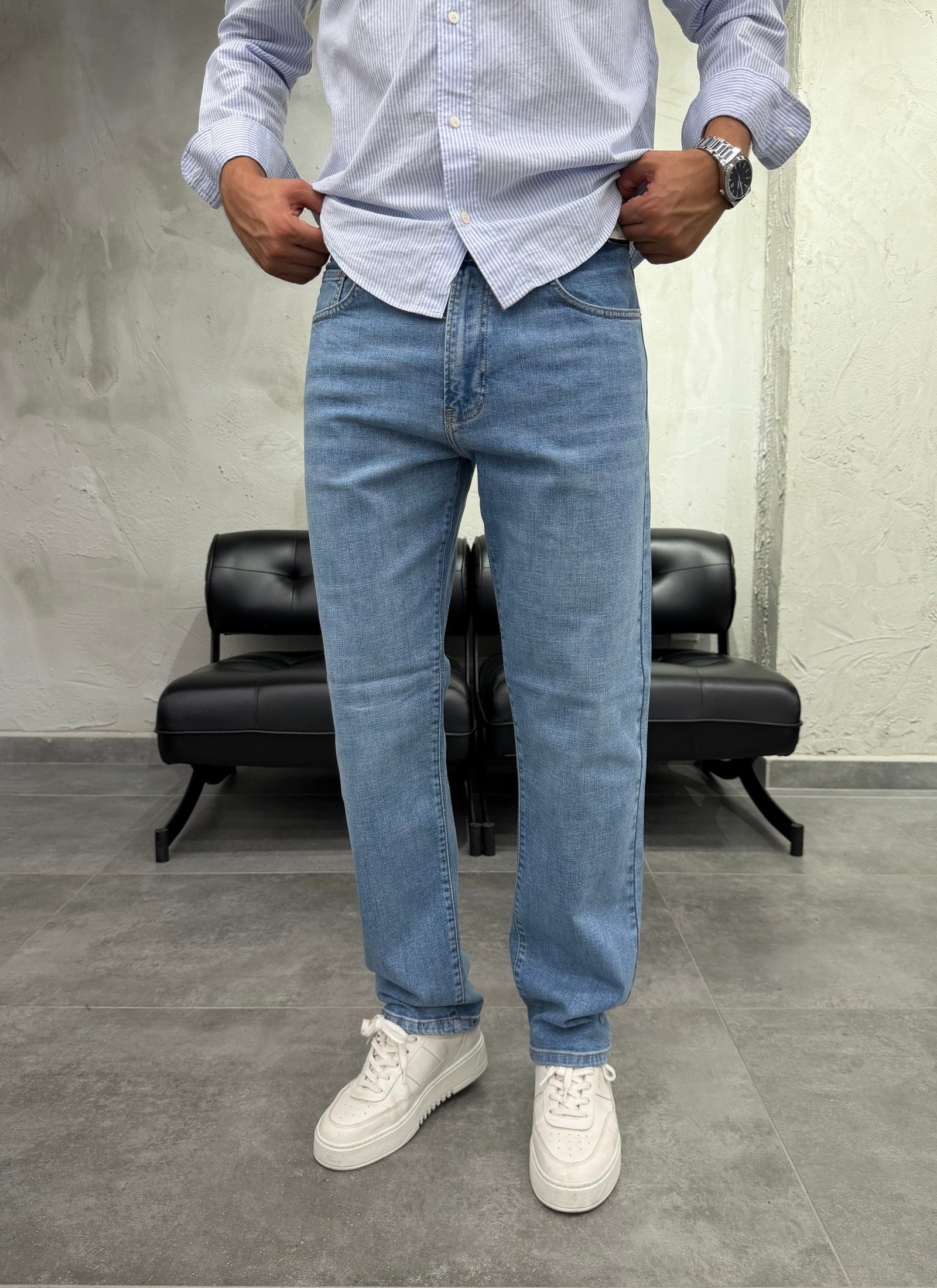 Düz Paça Mavi Yıkamalı Regular Fit Jean