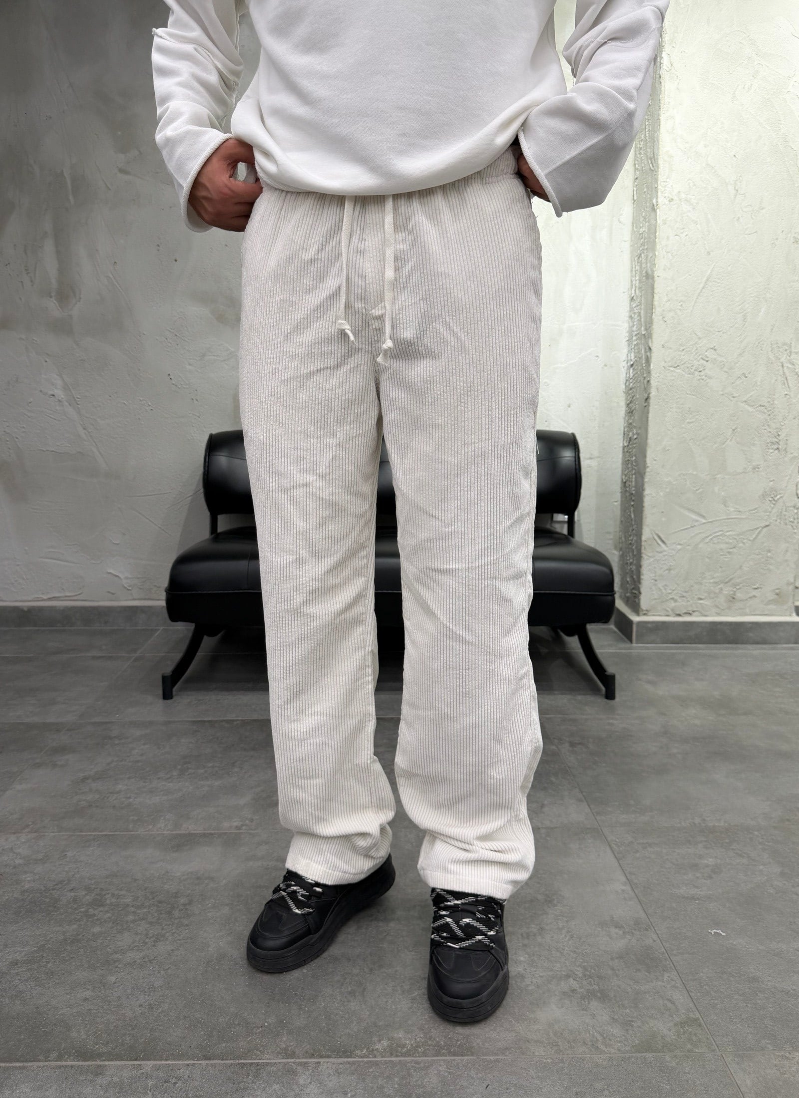 Fitilli Kadife Beyaz Baggy Pantolon