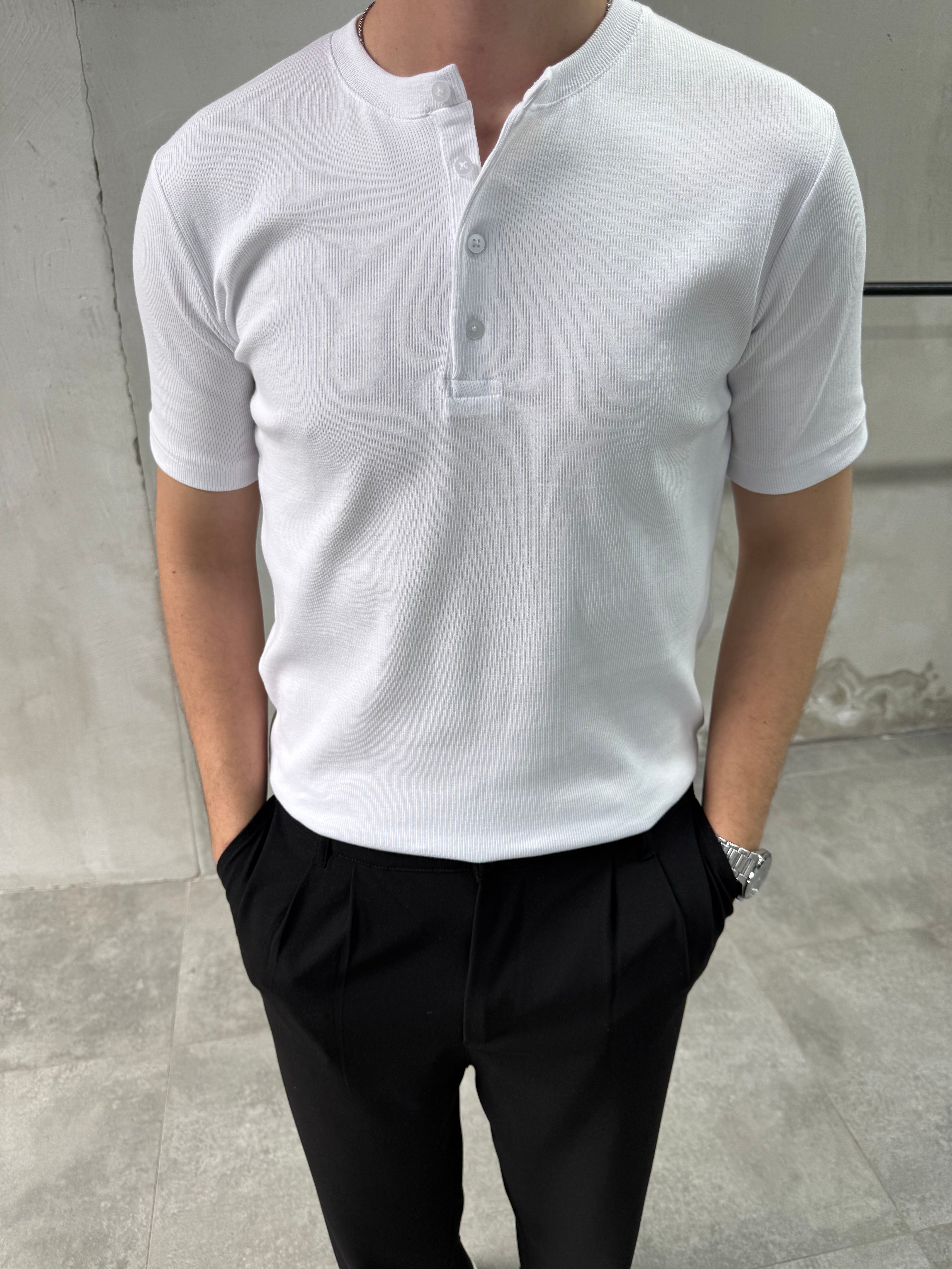 Slim Fit Düğmeli Yaka Fitilli Kısa Kollu Beyaz T-shirt