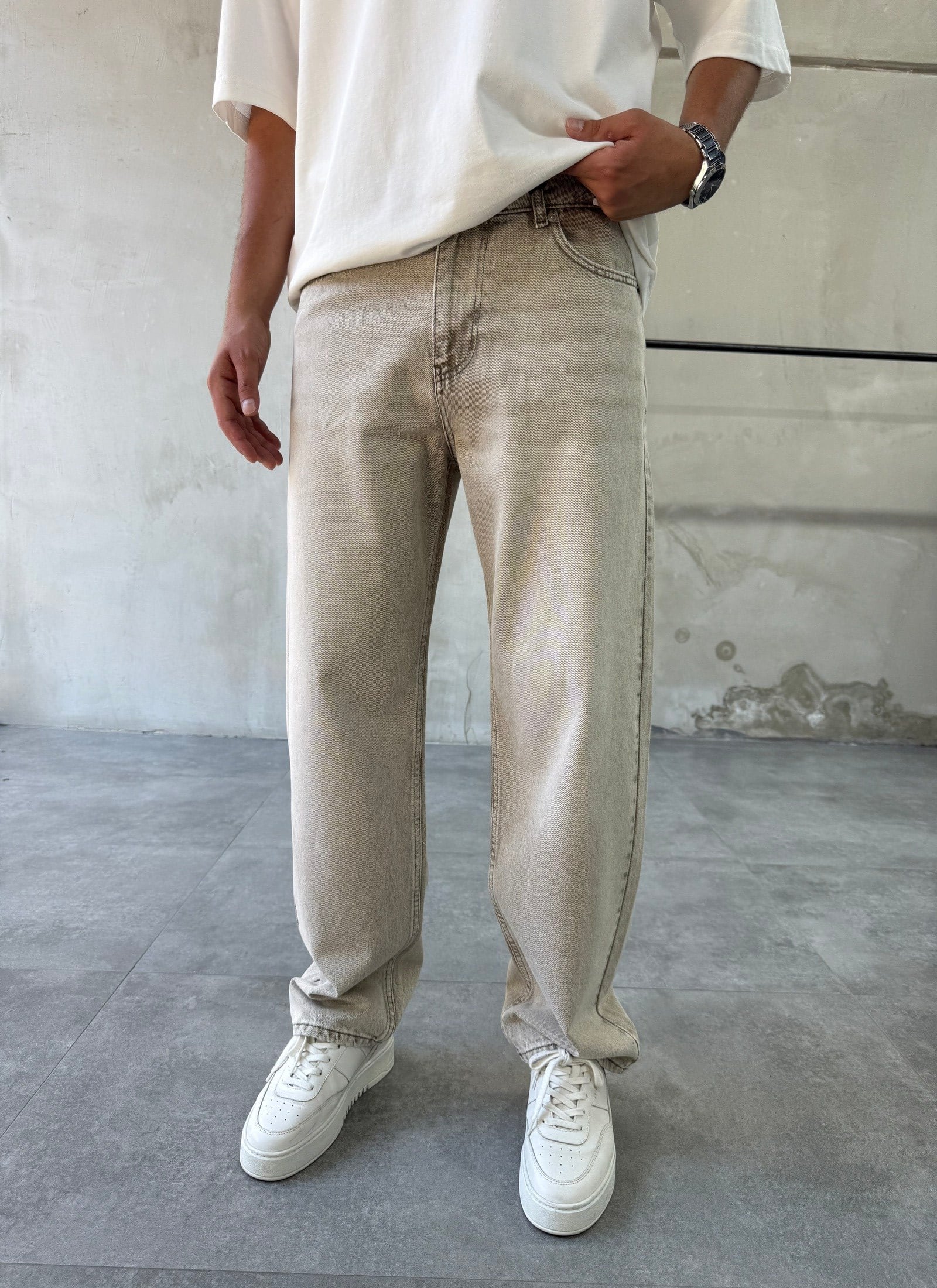 Soluk Efektli Taş Baggy Jean