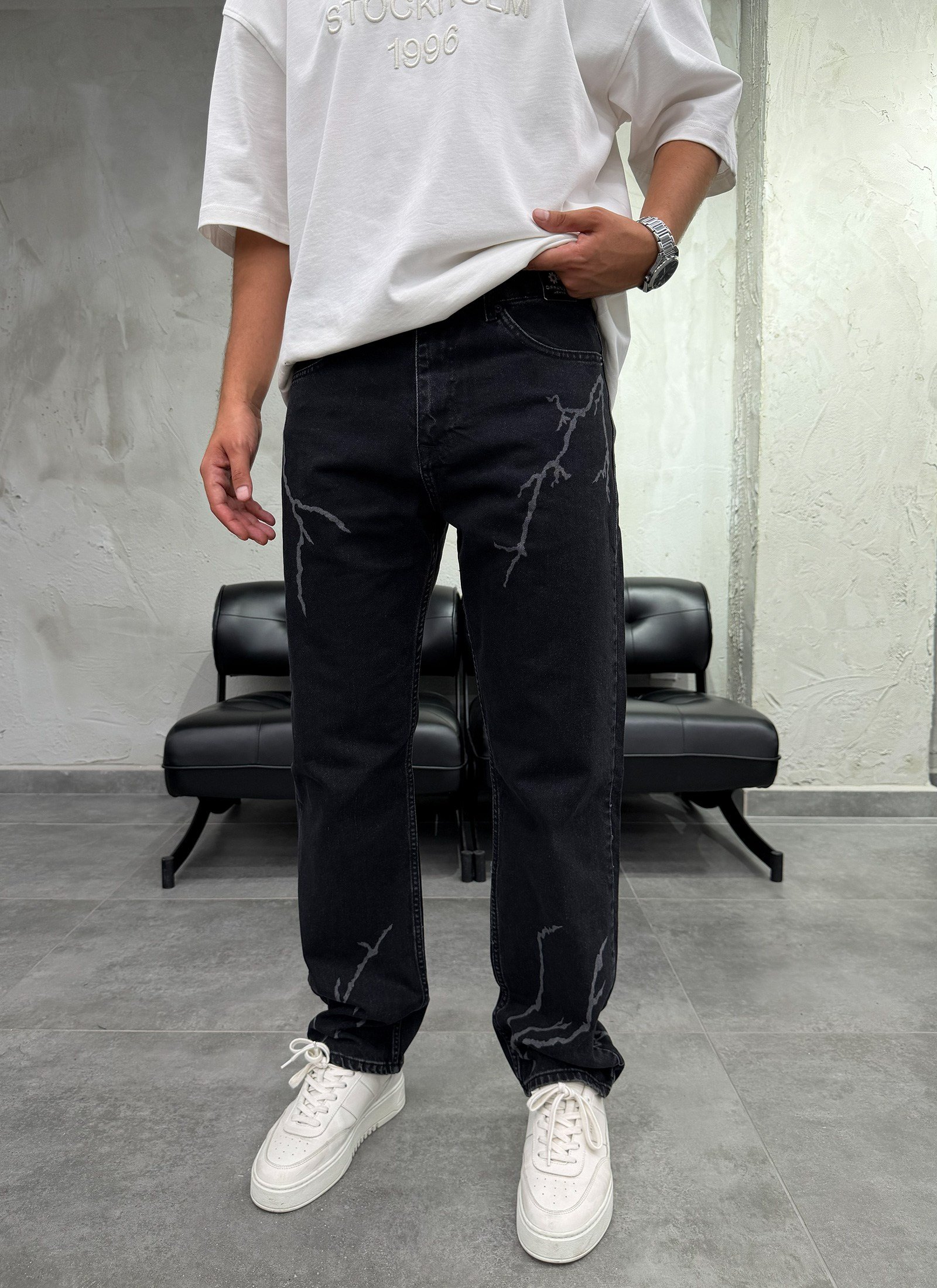 Yıldırım Desenli Siyah Baggy Jean