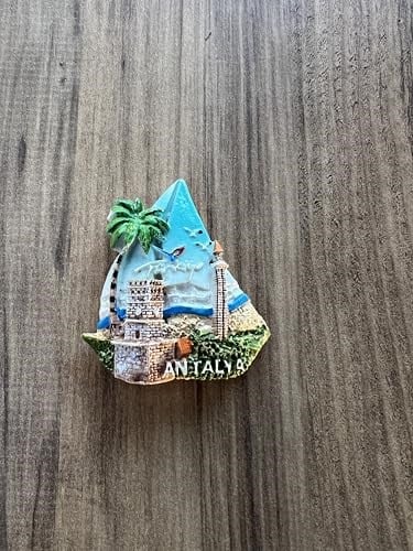 Antalya Temalı Dekoratif Buzdolabı Magneti, Mavi ve Yeşil Tonlarda, El Yapımı Turistik Hediyelik Eşya