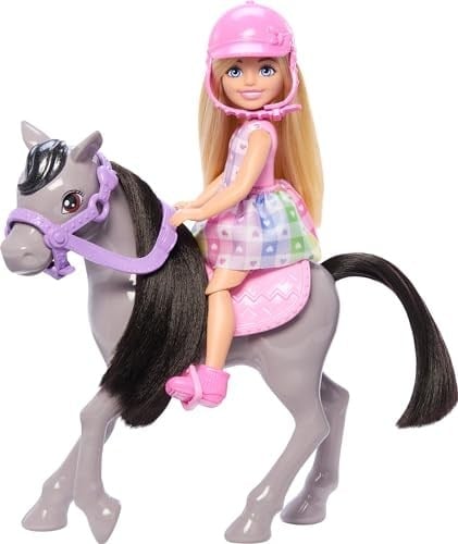Barbie Chelsea™ Bebek ve Midilli Barbie Chelsea bebek ve oyuncak at seti, kask aksesuarı dahildir, bebeğin dizleri midilliye binmek için bükülebilir HTK29