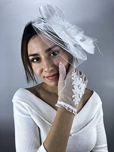 Beyaz Vualet Ve Beyaz Boncuk İşlemeli Eldiven Nikah Takımı
