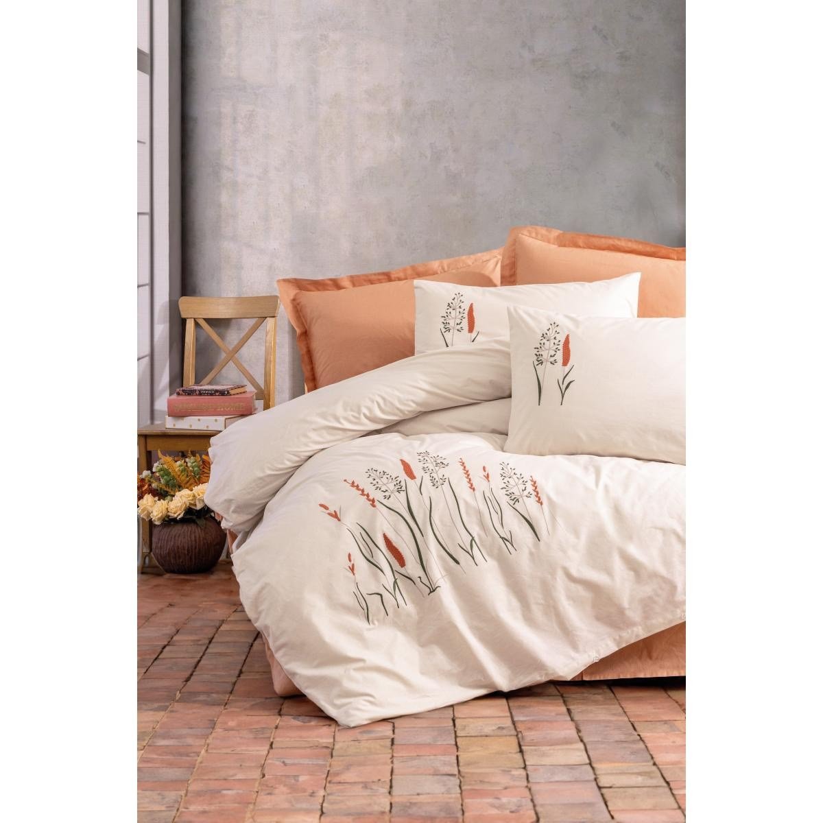 Cotton Box Nakışlı Ranforce Çift Kişilik Nevresim Takımı Maia Karamel