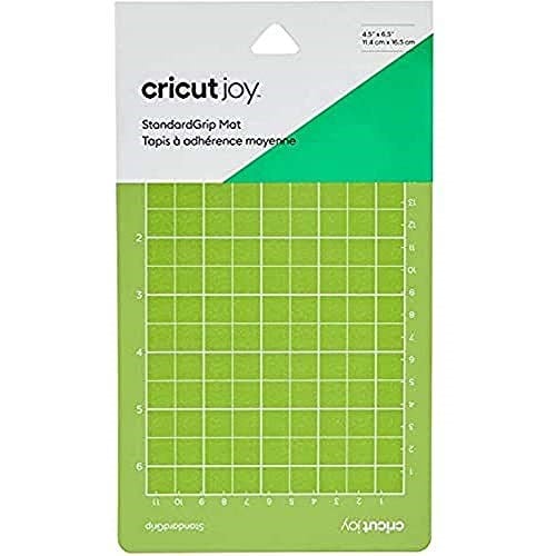 Cricut 2007964 StandardGrip Joy kesme matı, 11,4 cm x 16,5 cm (4,5 inç x 6,5 inç), küçük - Seçenekler: Standart kavrama (küçük), LightGrip (büyük)...