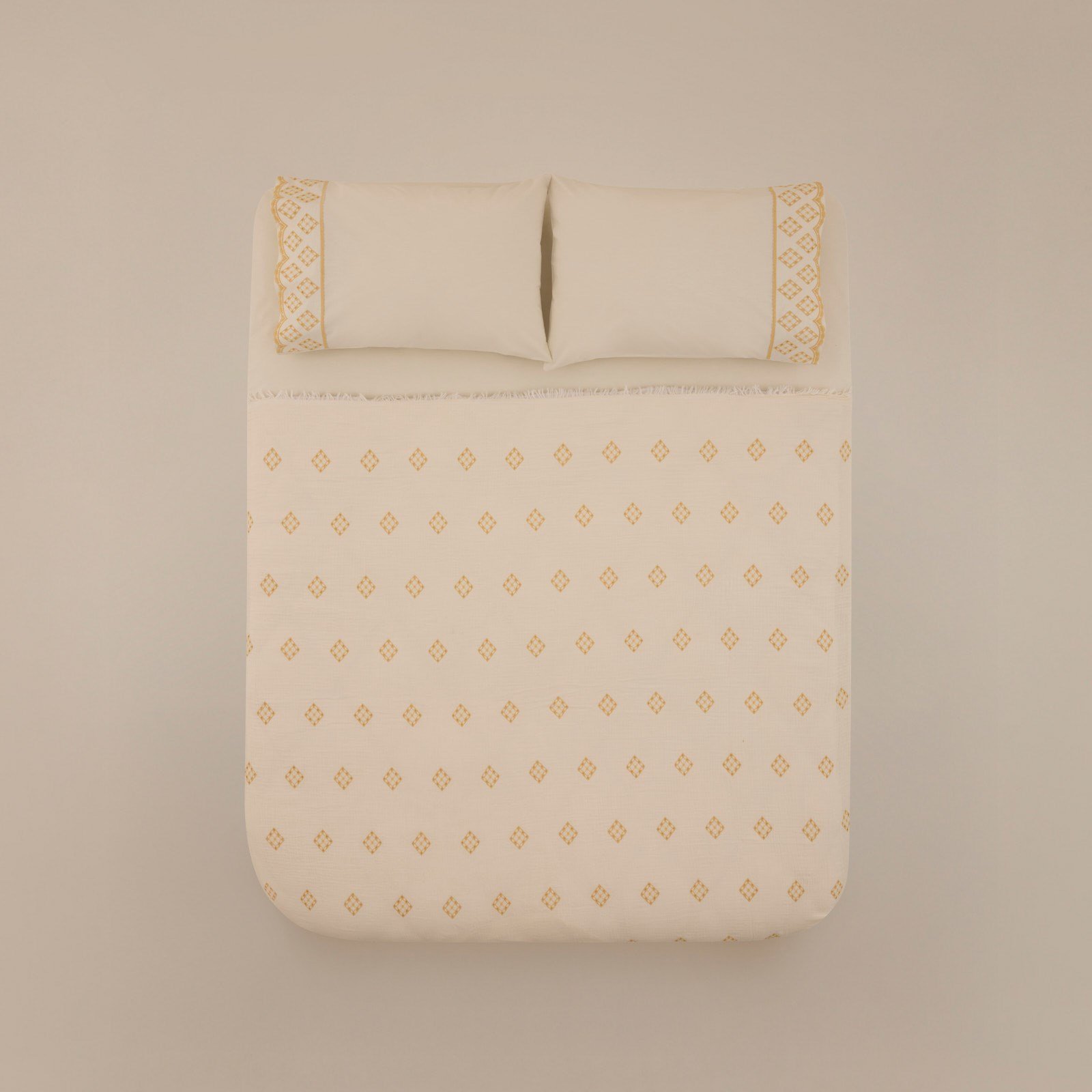 Karaca Home Nobile Brodeli Muslin Çift Kişilik Pike Takımı Sarı