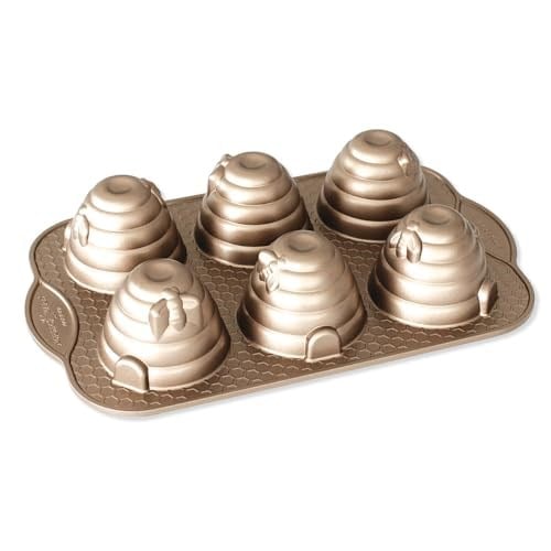 Nordic Ware Non-Stick Novelty Beehive Cake Pan