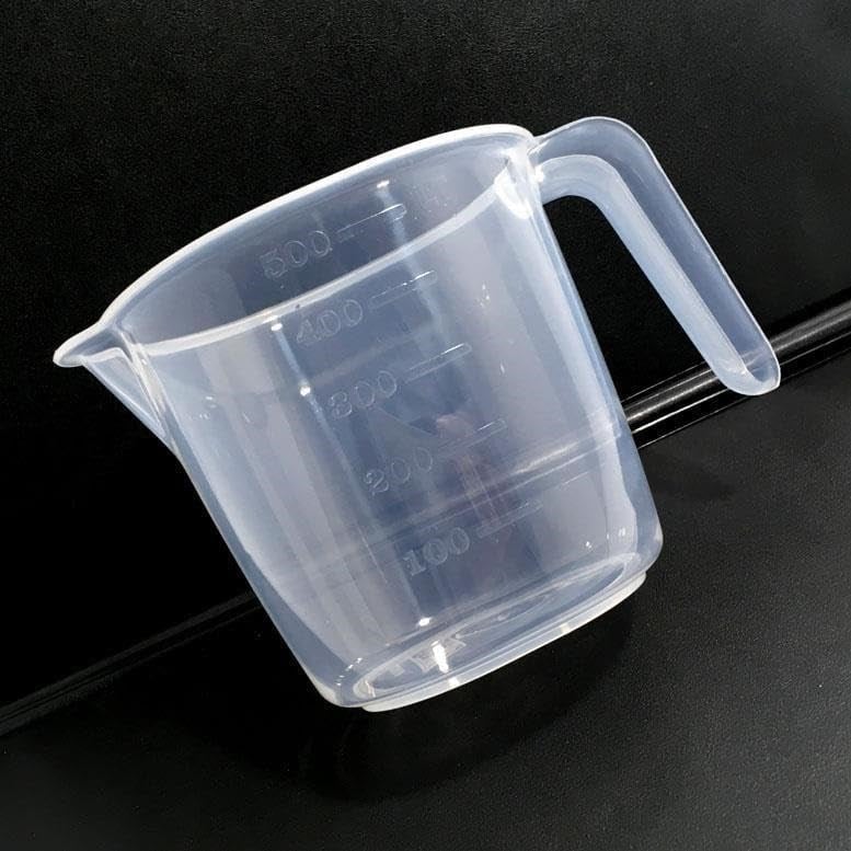 Şeffaf Kırılmayan Plastikten Kulplu Sürahi Tipi 500ml Ölçü Kabı Çok Amaçlı Dereceli Ölçek Kap