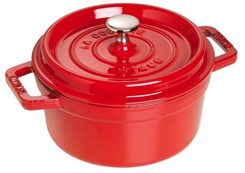 Staub La Cocotte Döküm Tencere, Demir, Kiraz Kırmızısı - Seçenekler: 0.25 qt, 0.5 qt, 0.75 qt, 1.25 qt, 2.25 qt, 2.75 qt...