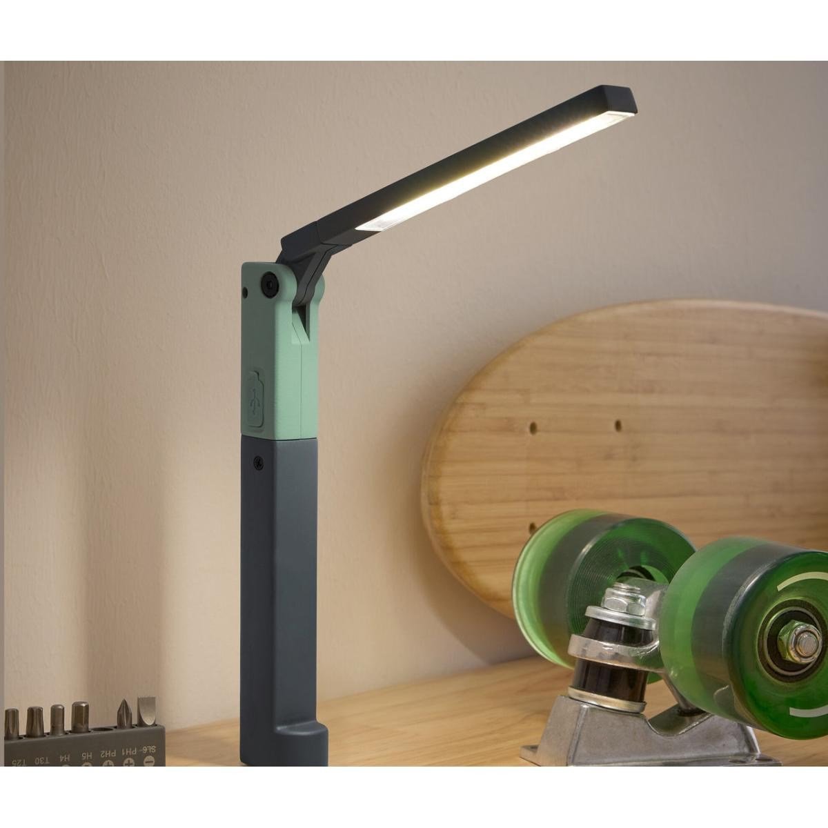 Tchibo Led Fener, Çok İşlevli