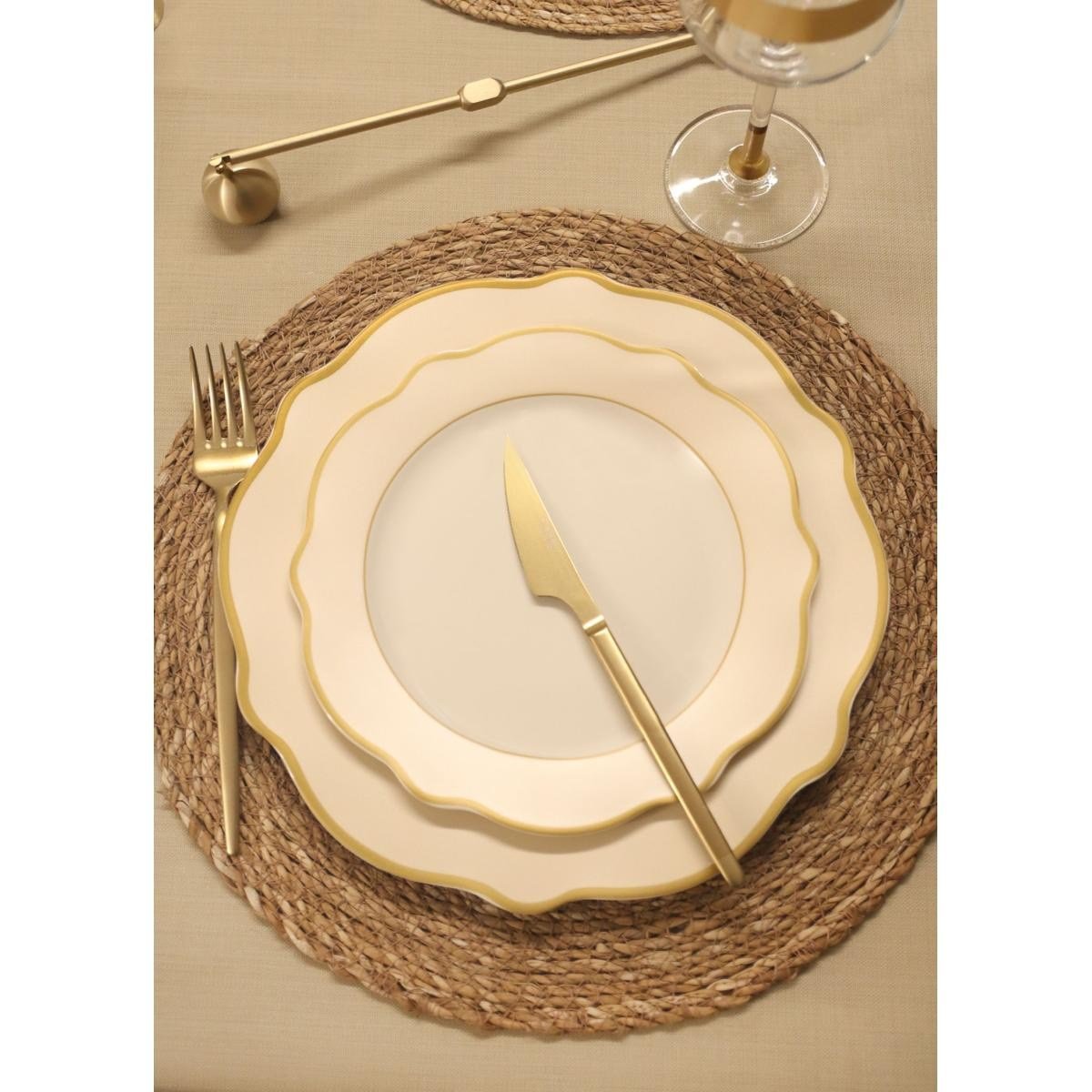 The Mia Jaswely Servis Tabağı 6 Parça Krem 27 Cm