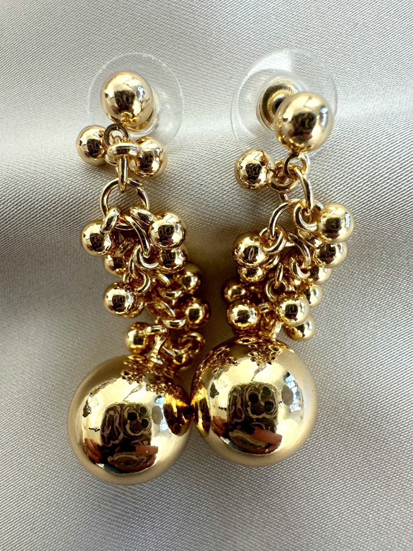 Gold Topçuk Salkım Küpe