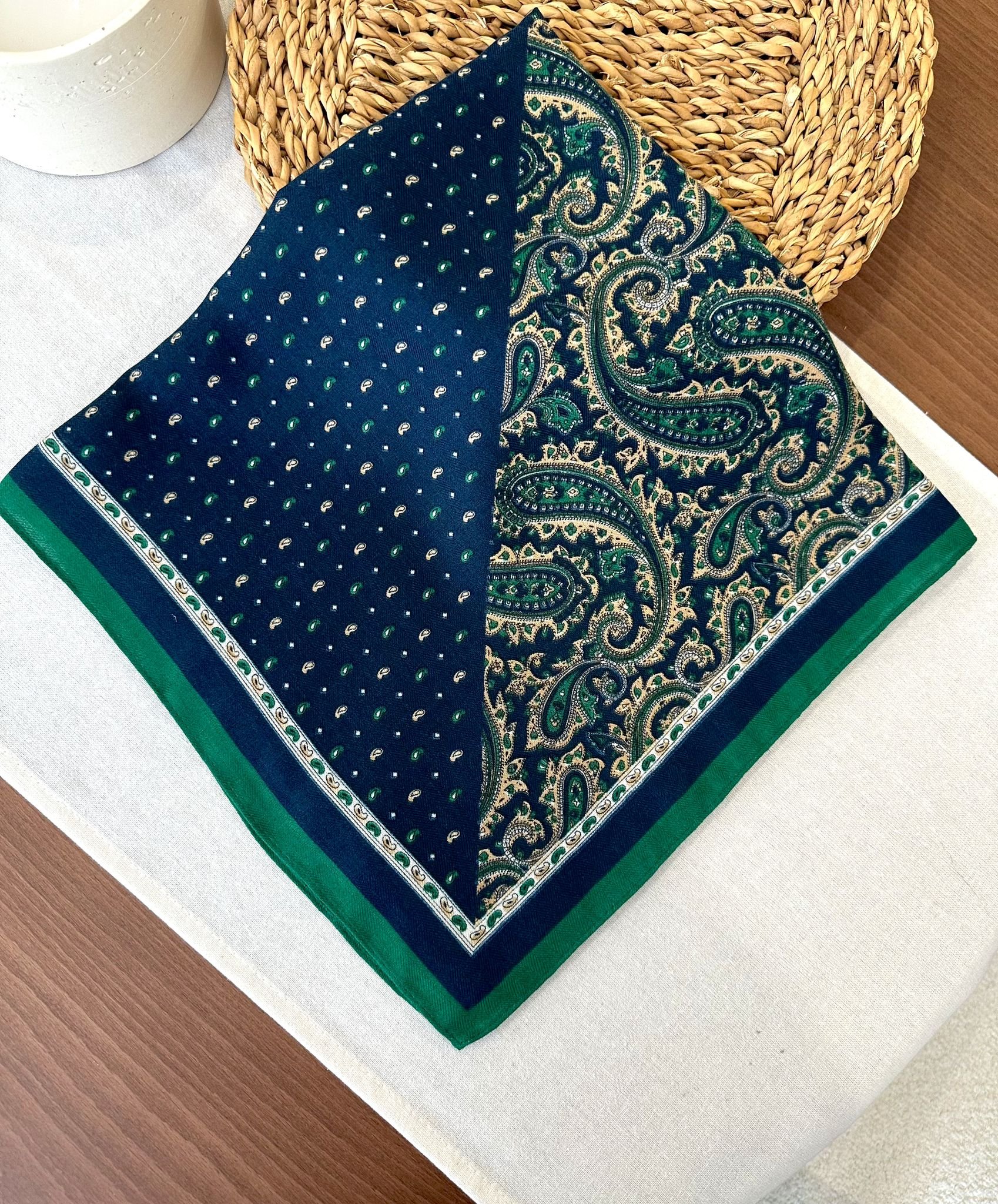 Yeşil Etnik Fular 70x70
