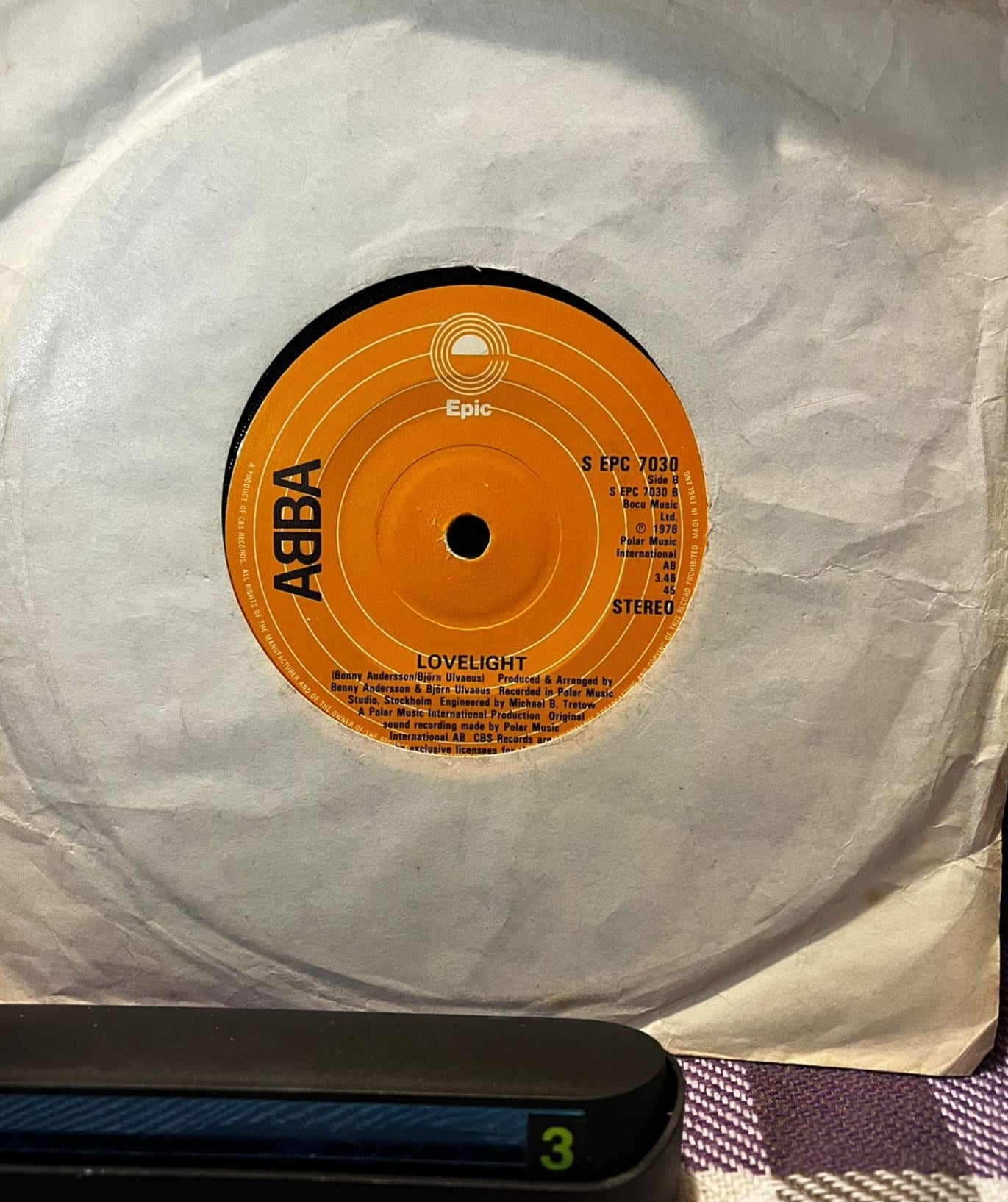 ABBA - Chiquitita / Lovelight (1979 UK Press) 7