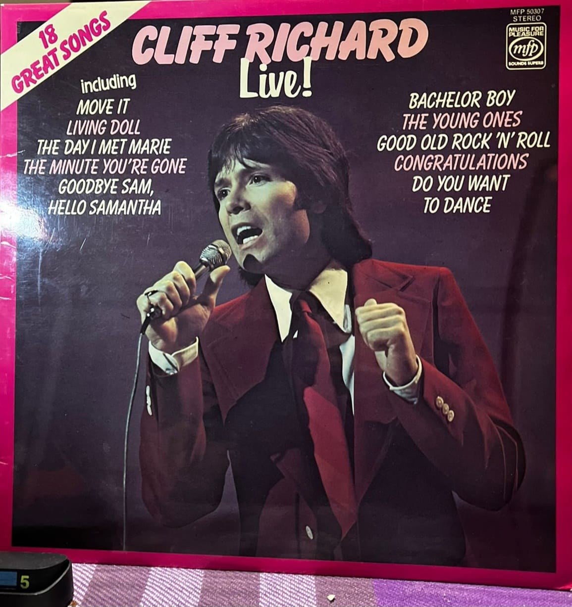 Cliff Richard - Live! (18 Great Songs) - MFP 50307 Vintage Plak