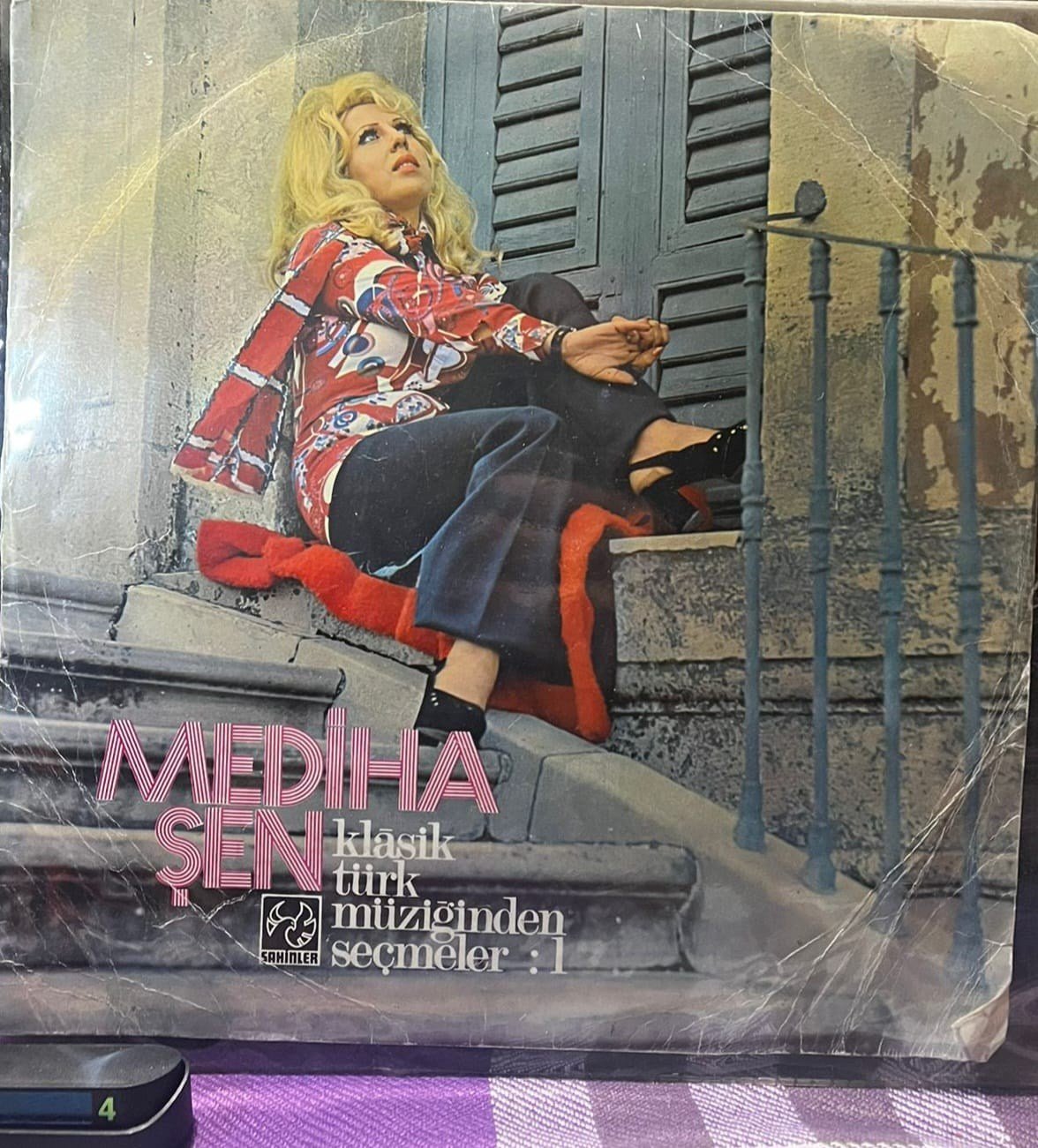 Mediha Şen - Klasik Türk Müziğinden Seçmeler : 1 (LP.1) - Şahinler Plak