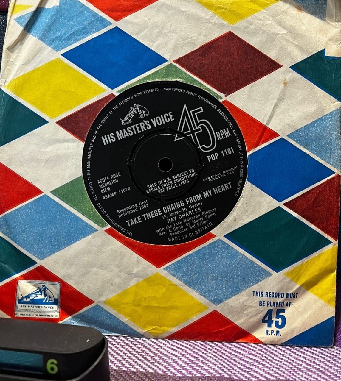 Ray Charles - Take These Chains From My Heart / No Letter Today (1963) 7