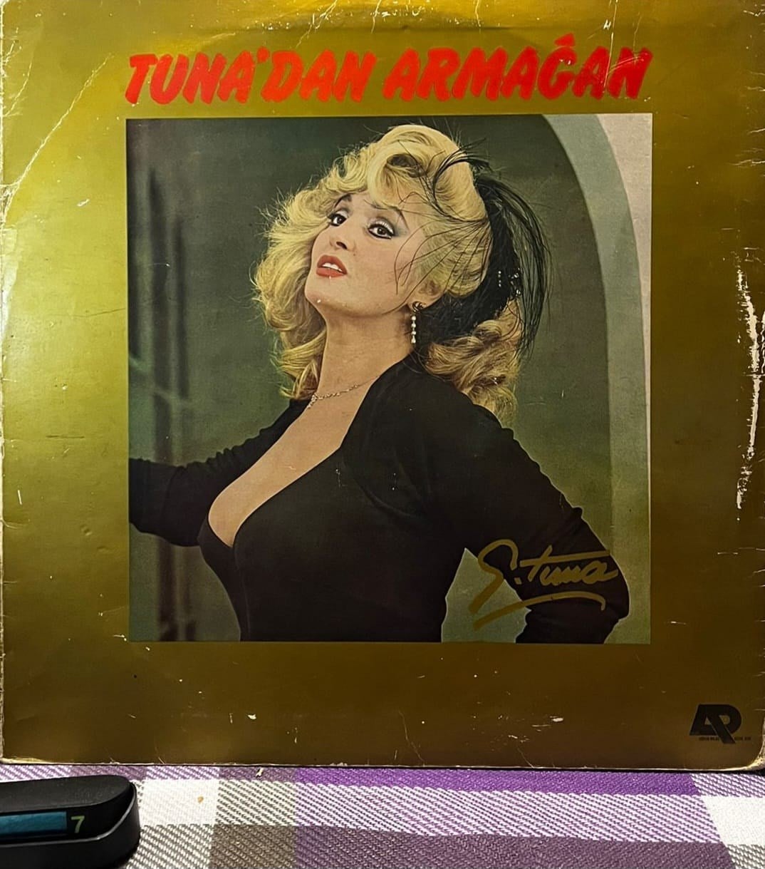 Sevim Tuna - Tuna'dan Armağan | Süper Atlas Altın Seri (LP) | 1980
