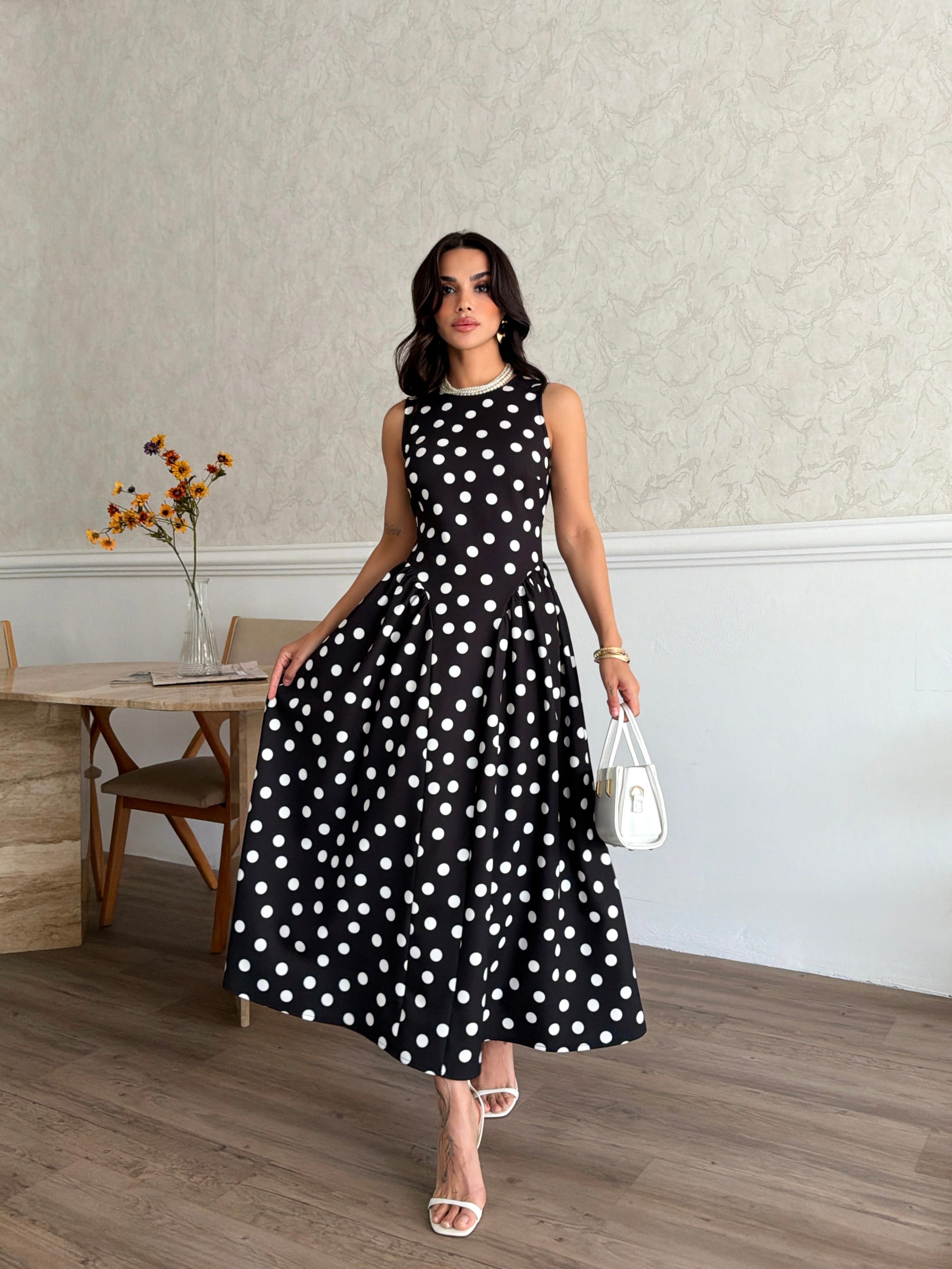  26Y5316 PUANTİYE SIRT DETAY ELBİSE