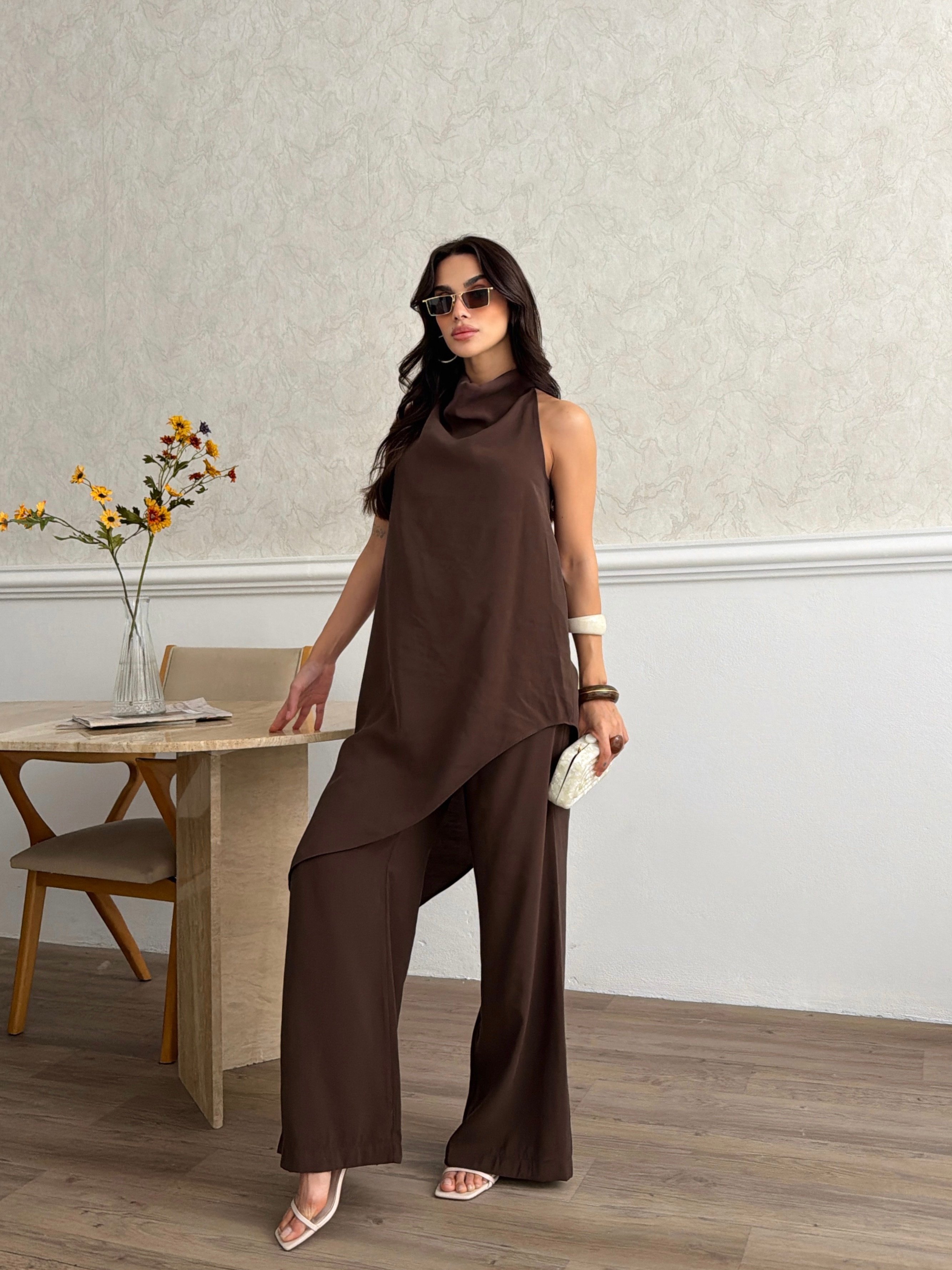 26KT0691A-B DEGAJE YAKA ASİMETRİK BLUZ&PANTOLON TAKIM 