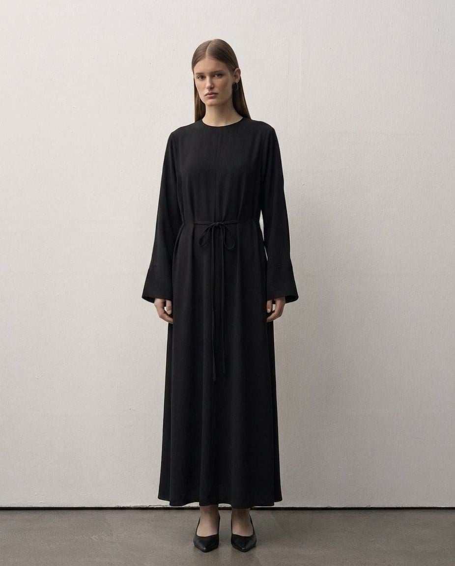 ARPE ÖN BAĞLAMALI ELBİSE ABAYA -SİYAH 