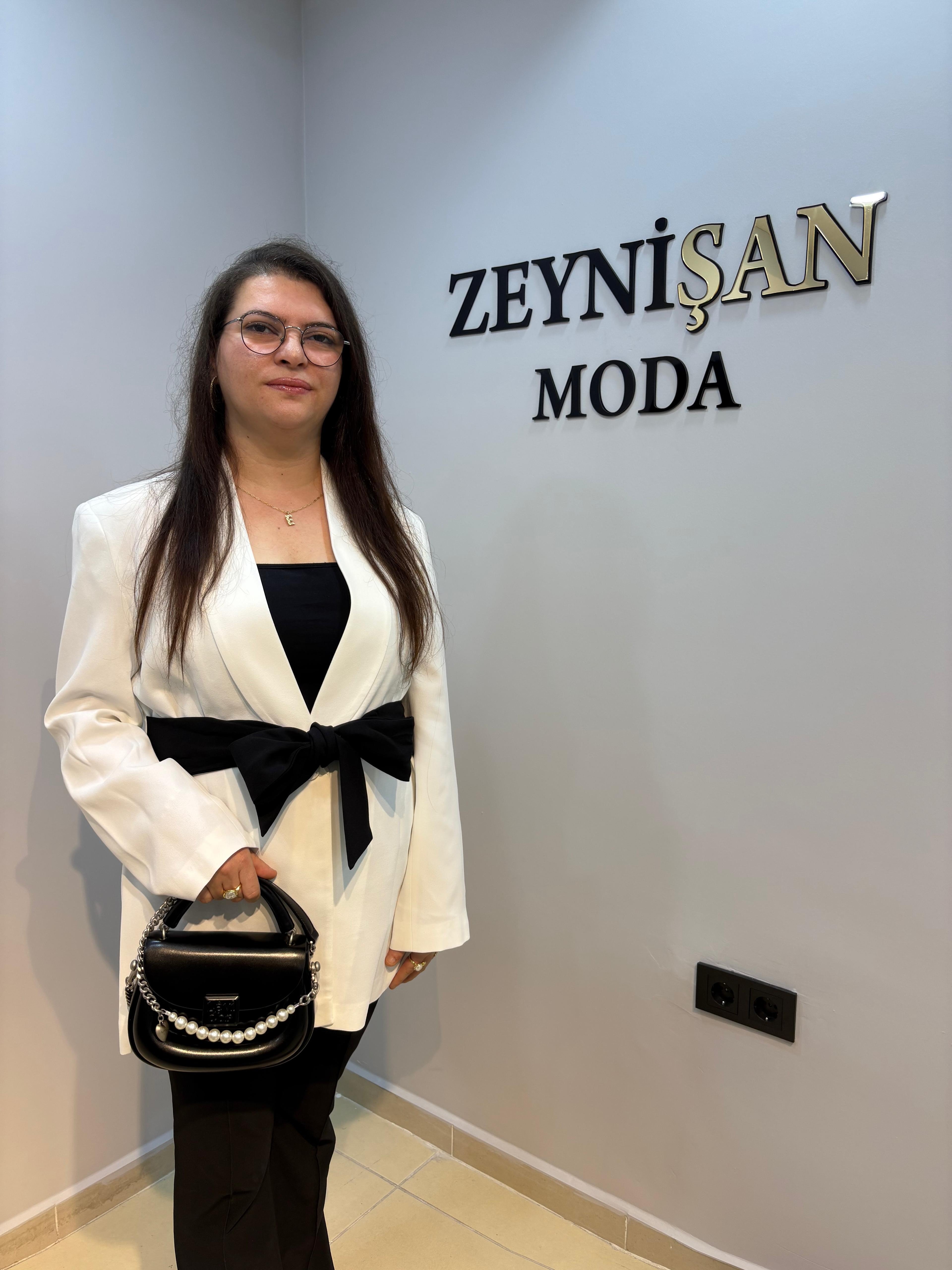 KUŞAK DDETAYLI CEKET