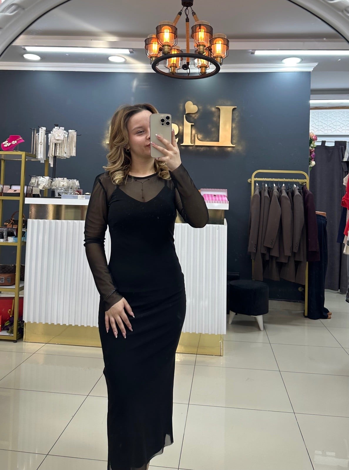 SİYAH TÜL ELBİSE