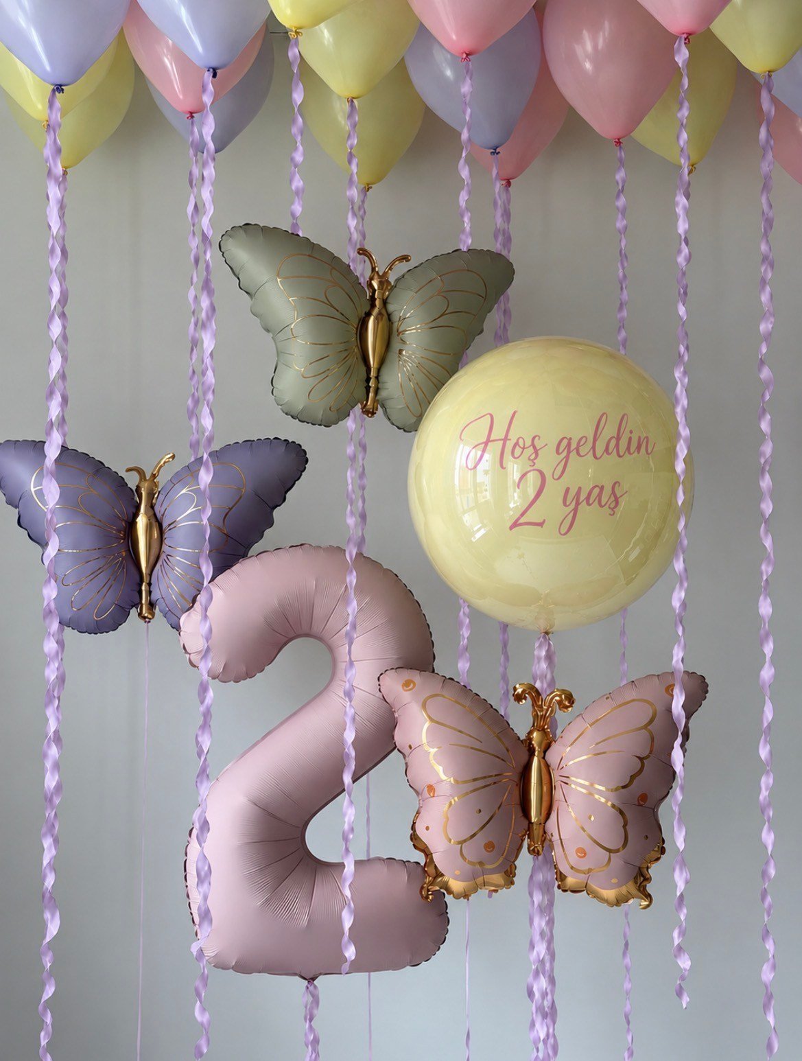 Lila Kıvrımlı Kurdele Balon Konsept