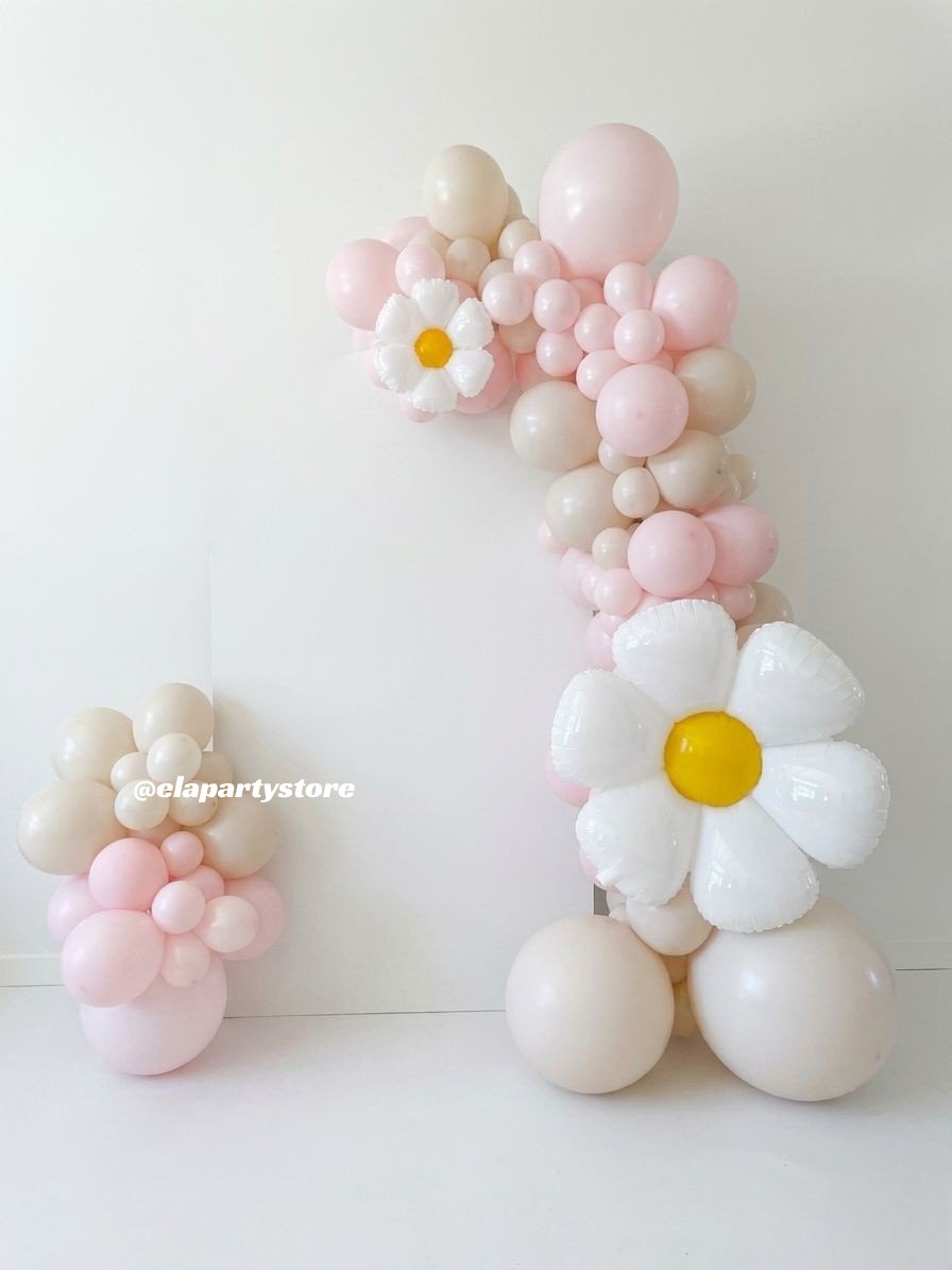 PUDRA ŞEKERLİ PAPATYA ZİNCİR BALON KONSEPT