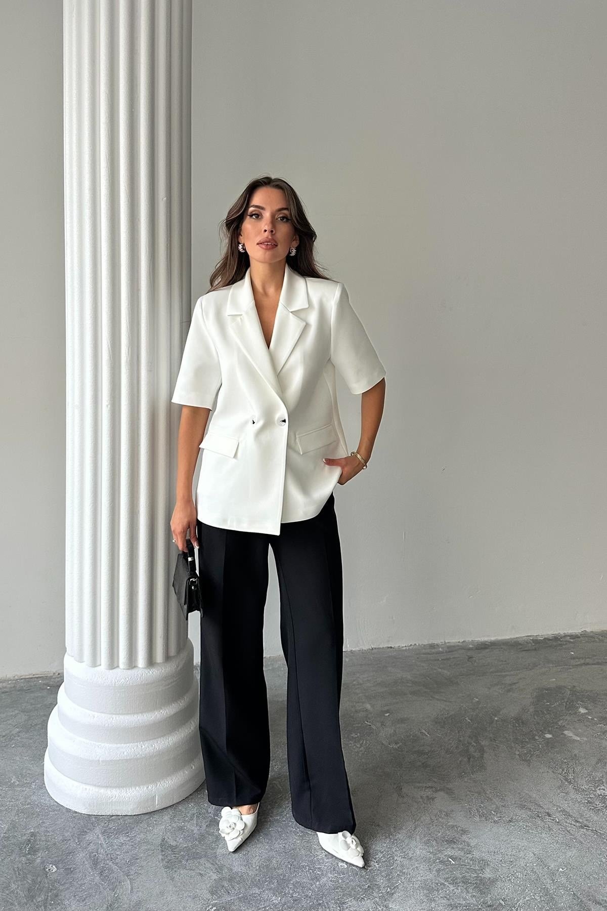 Beyaz Kısa Kollu Blazer Ceket