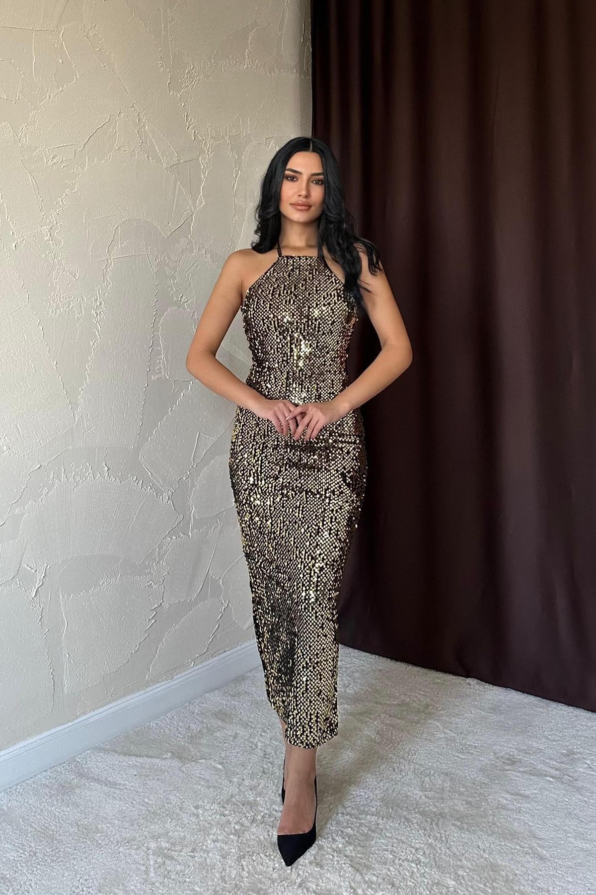 Gold Boyundan Bağlamalı Elbise