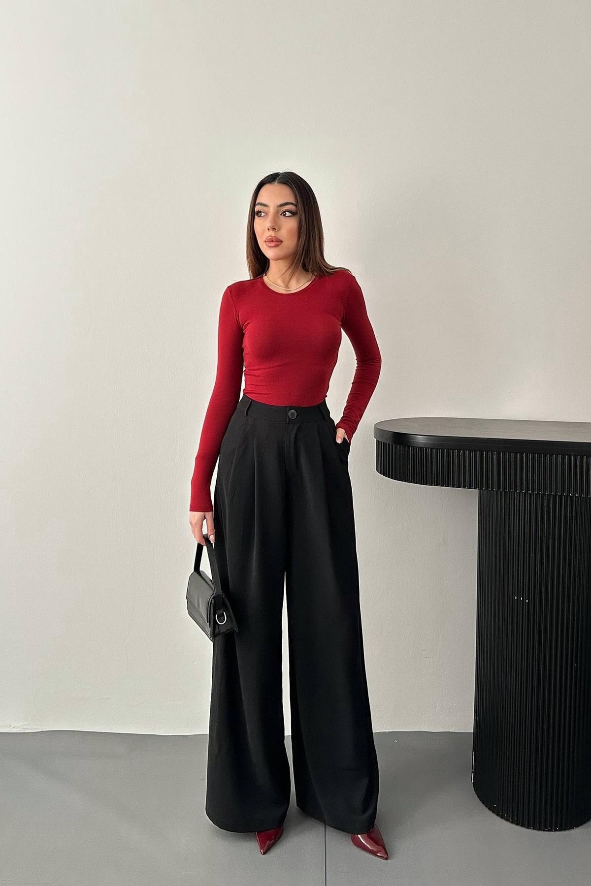 Siyah Pileli Comfort Pantolon