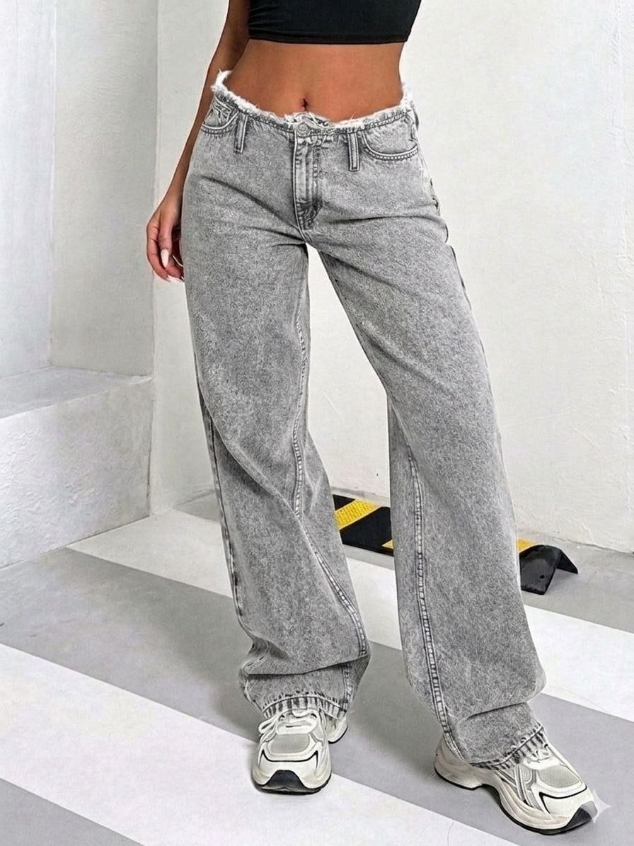 Beli Kesik Detaylı Geniş Paça Jean